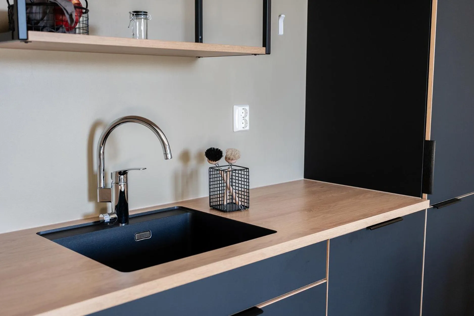 kitchen in BJØRVIKA APARTMENTS, Opera Area, Oslo city center