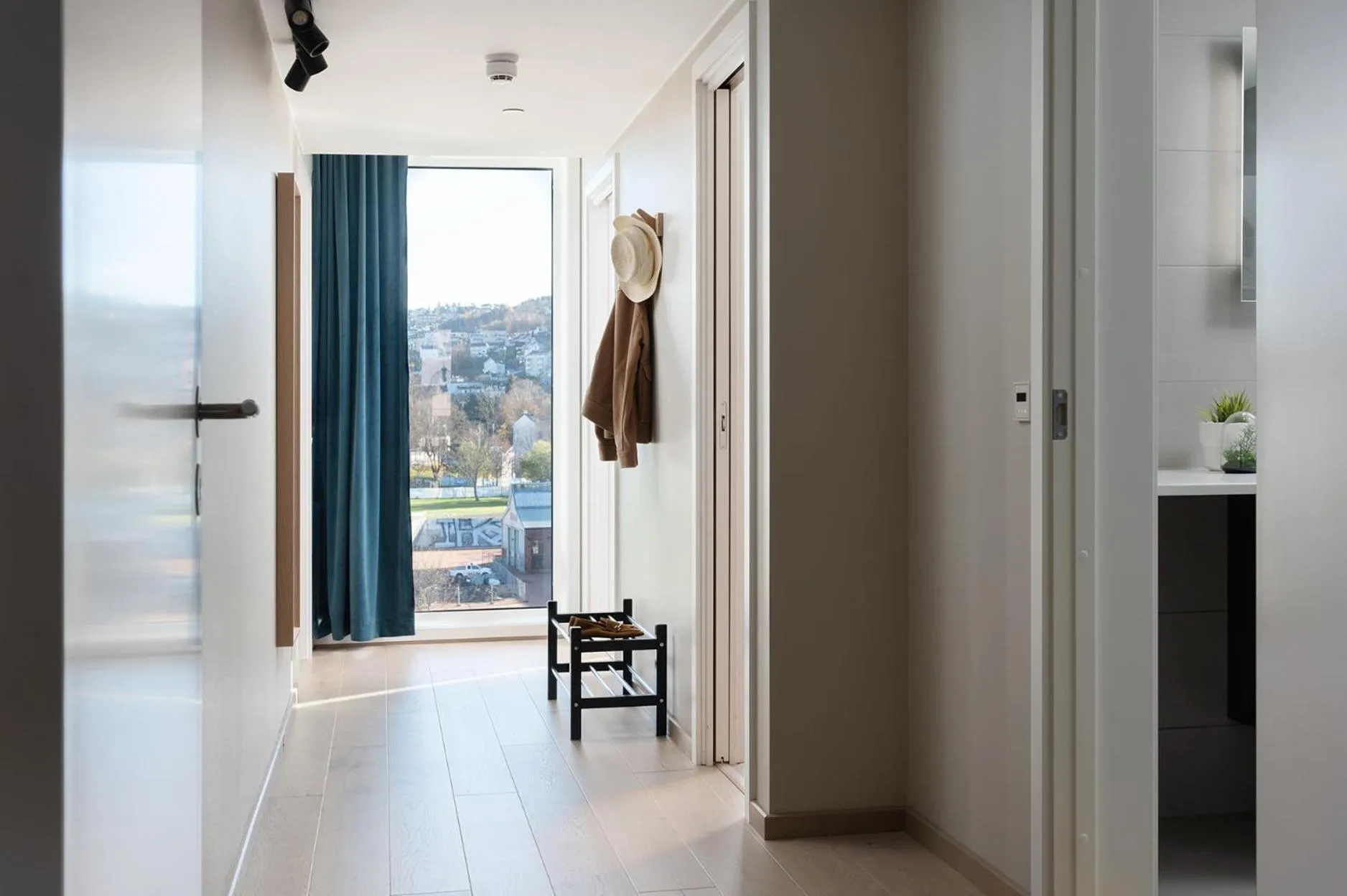 wardrobe in BJØRVIKA APARTMENTS, Opera Area, Oslo city center