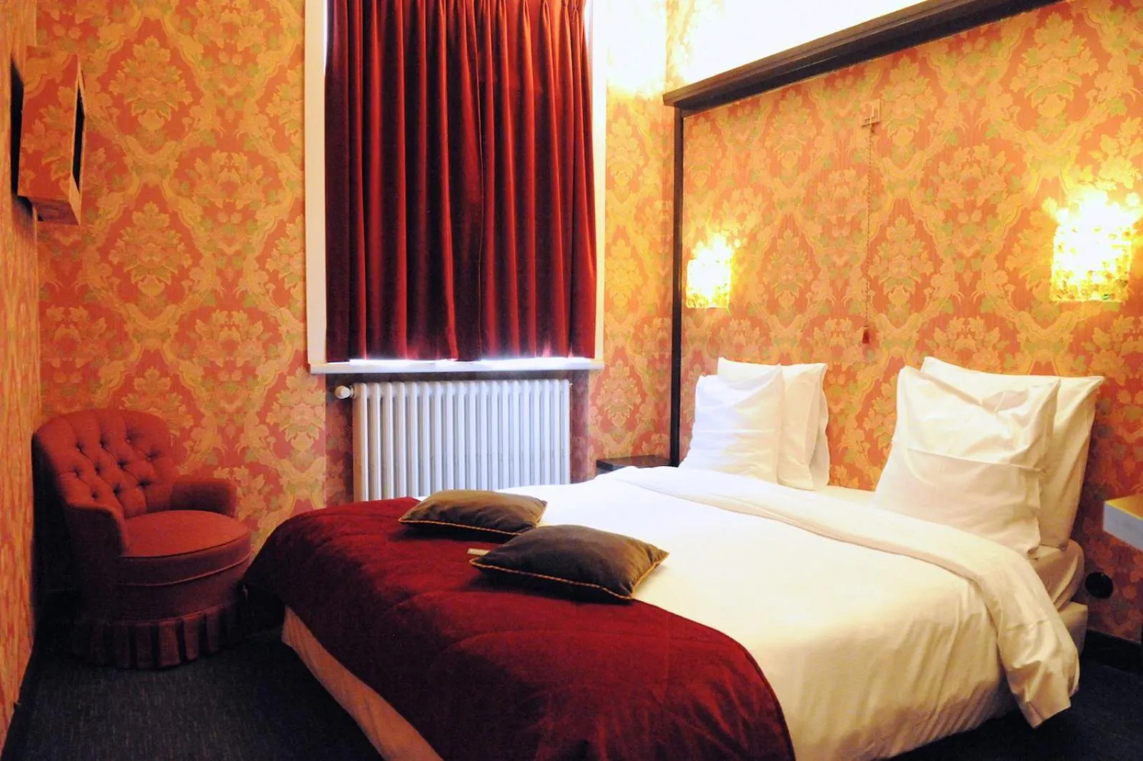 Bed in Latroupe Hotel Le Berger