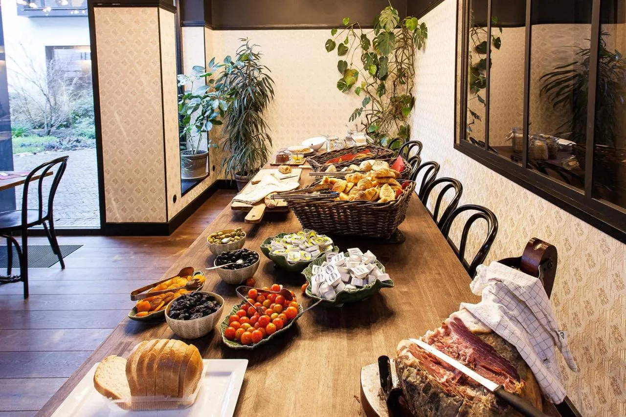 Buffet breakfast in Latroupe Hotel Le Berger