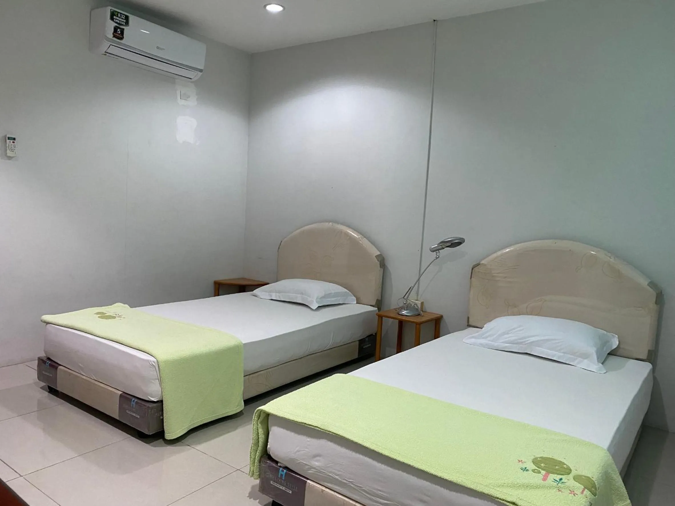 Bed in Pupha Mansion