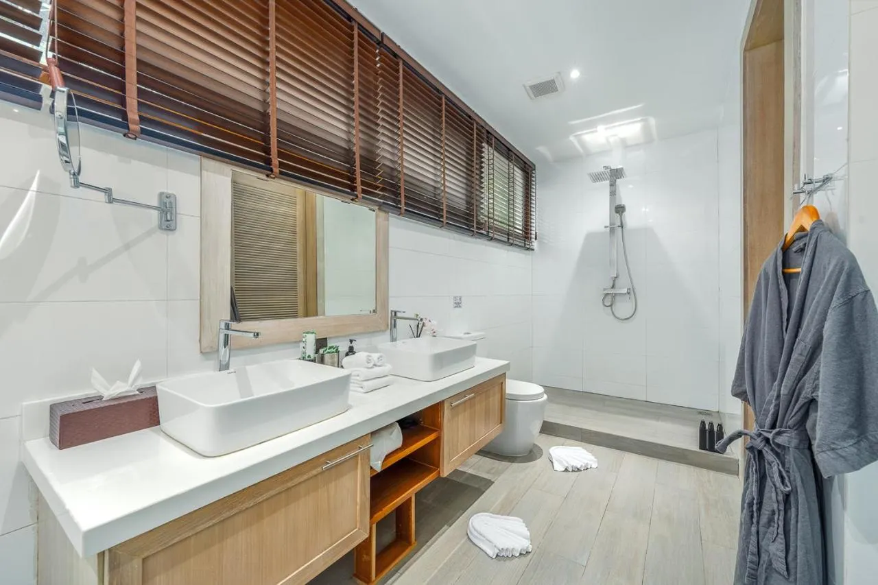 Bathroom in Baan Phu Prana Boutique Villa