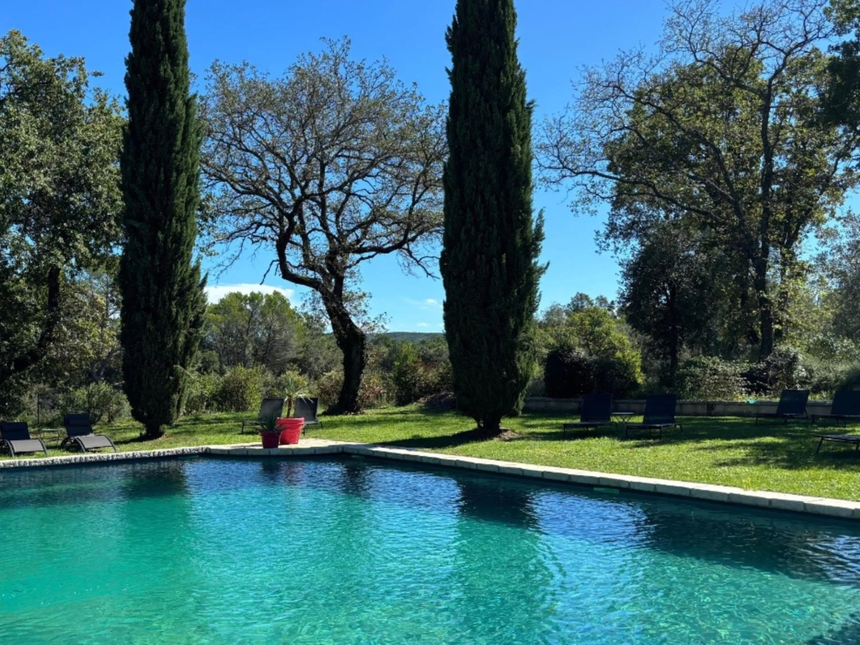 Swimming pool in Domaine du Commandeur