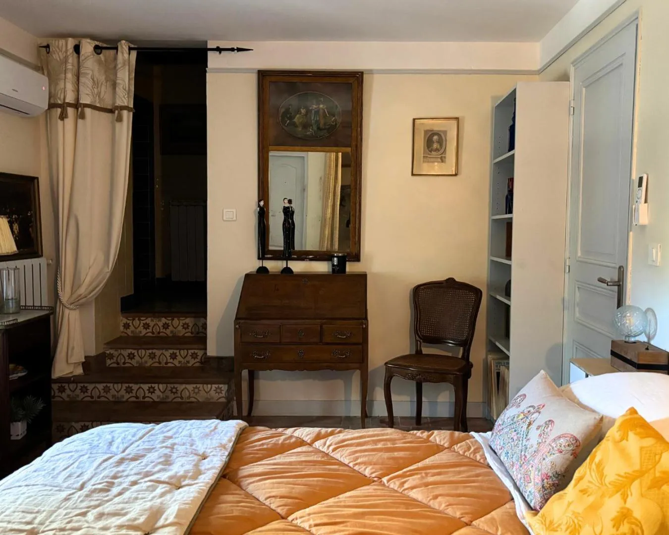 Bedroom, Bed in Domaine du Commandeur