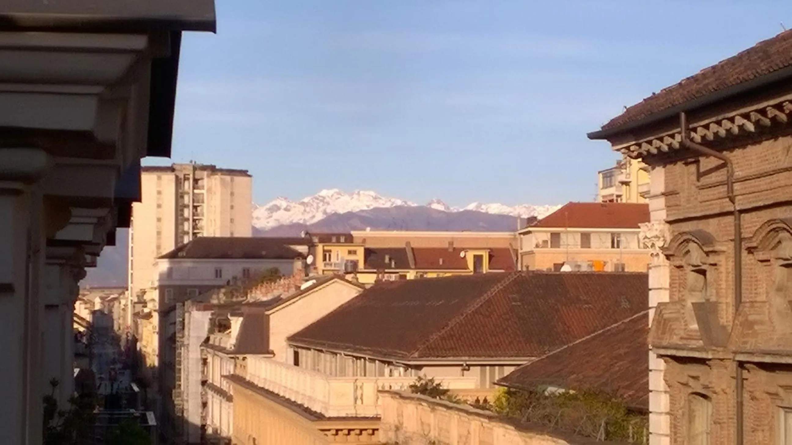 Balcony/Terrace in Alloggio Fronte Egizio