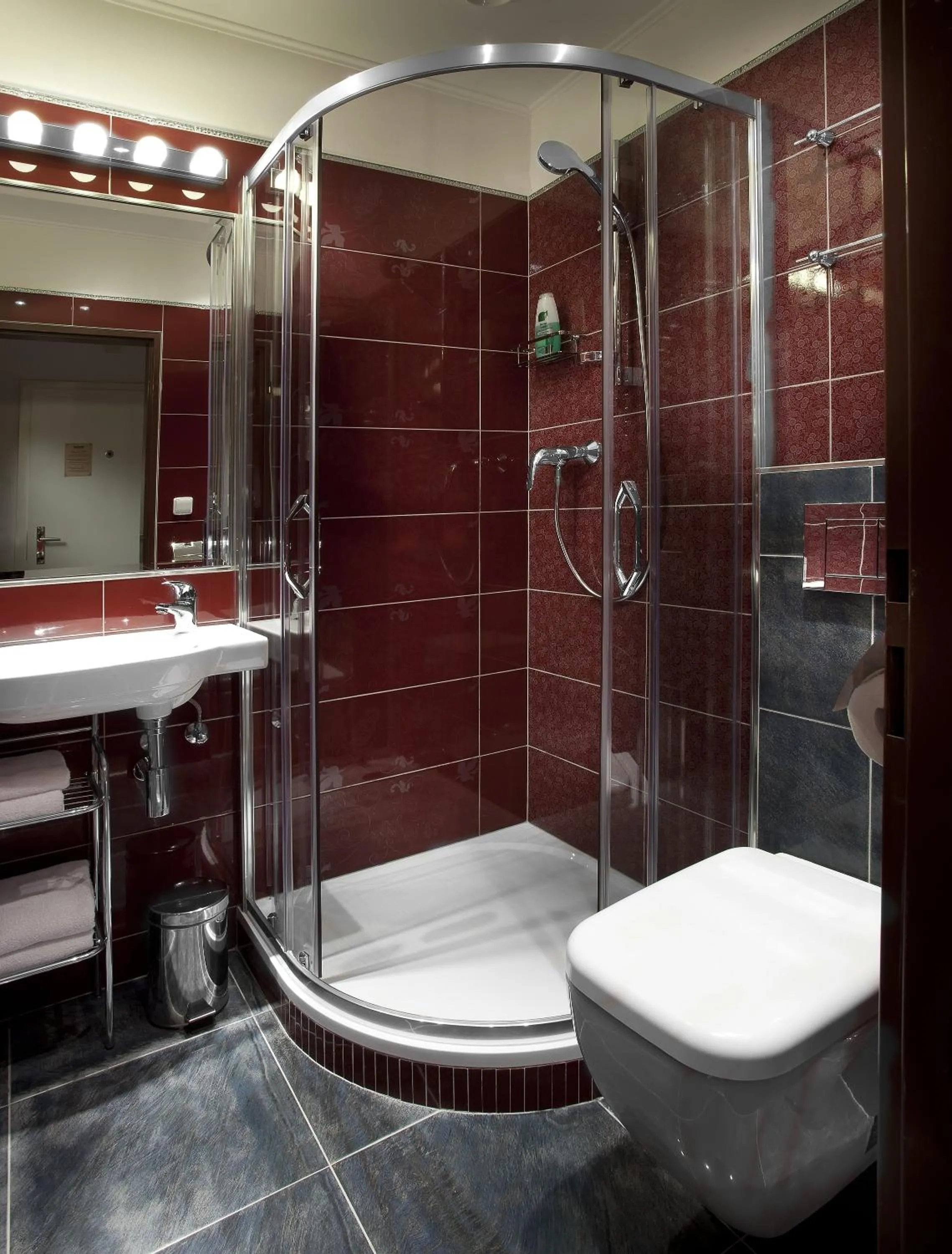 Bathroom in Anyday Apartments