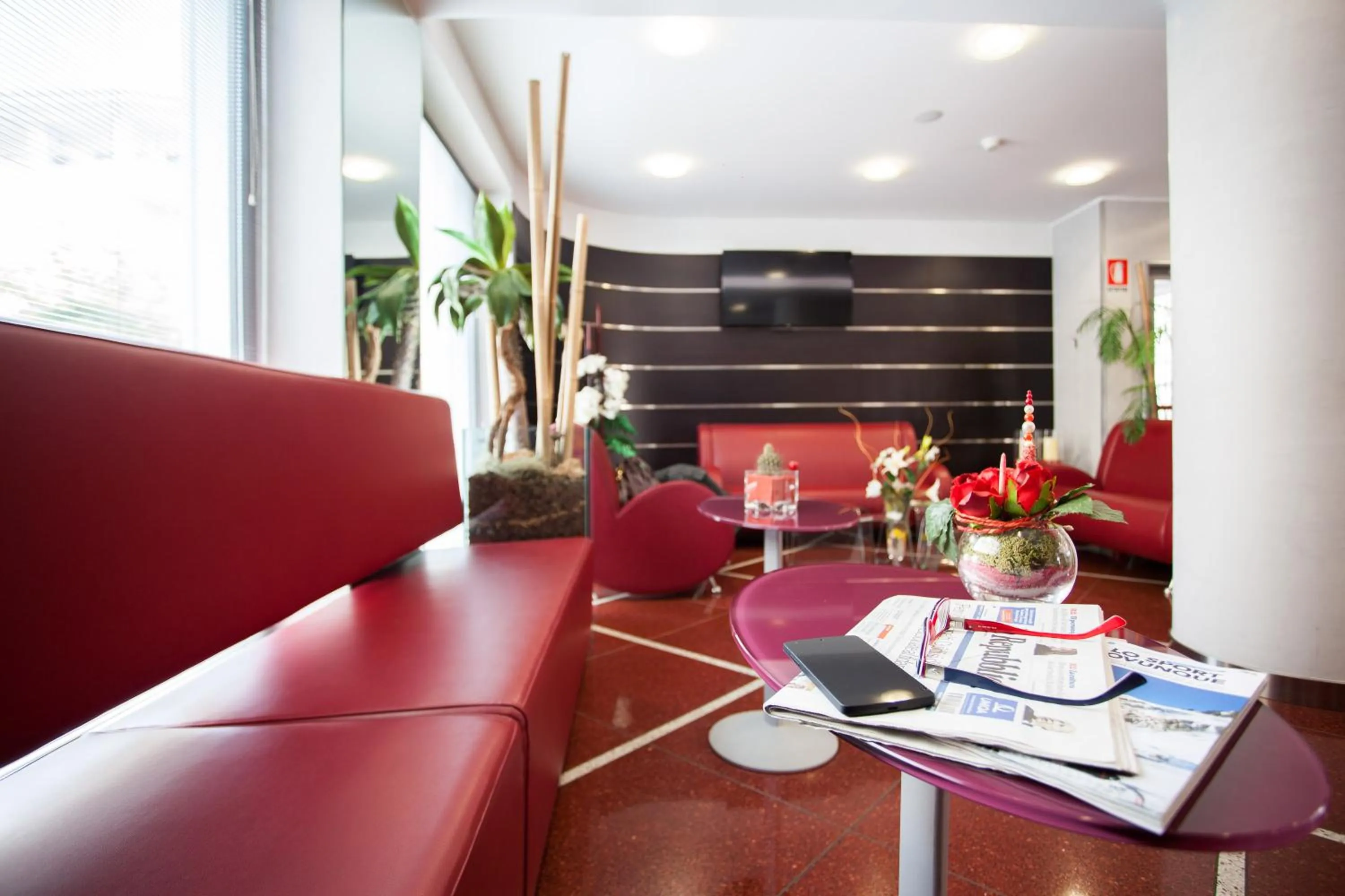 Communal lounge/ TV room in Hotel Majorana