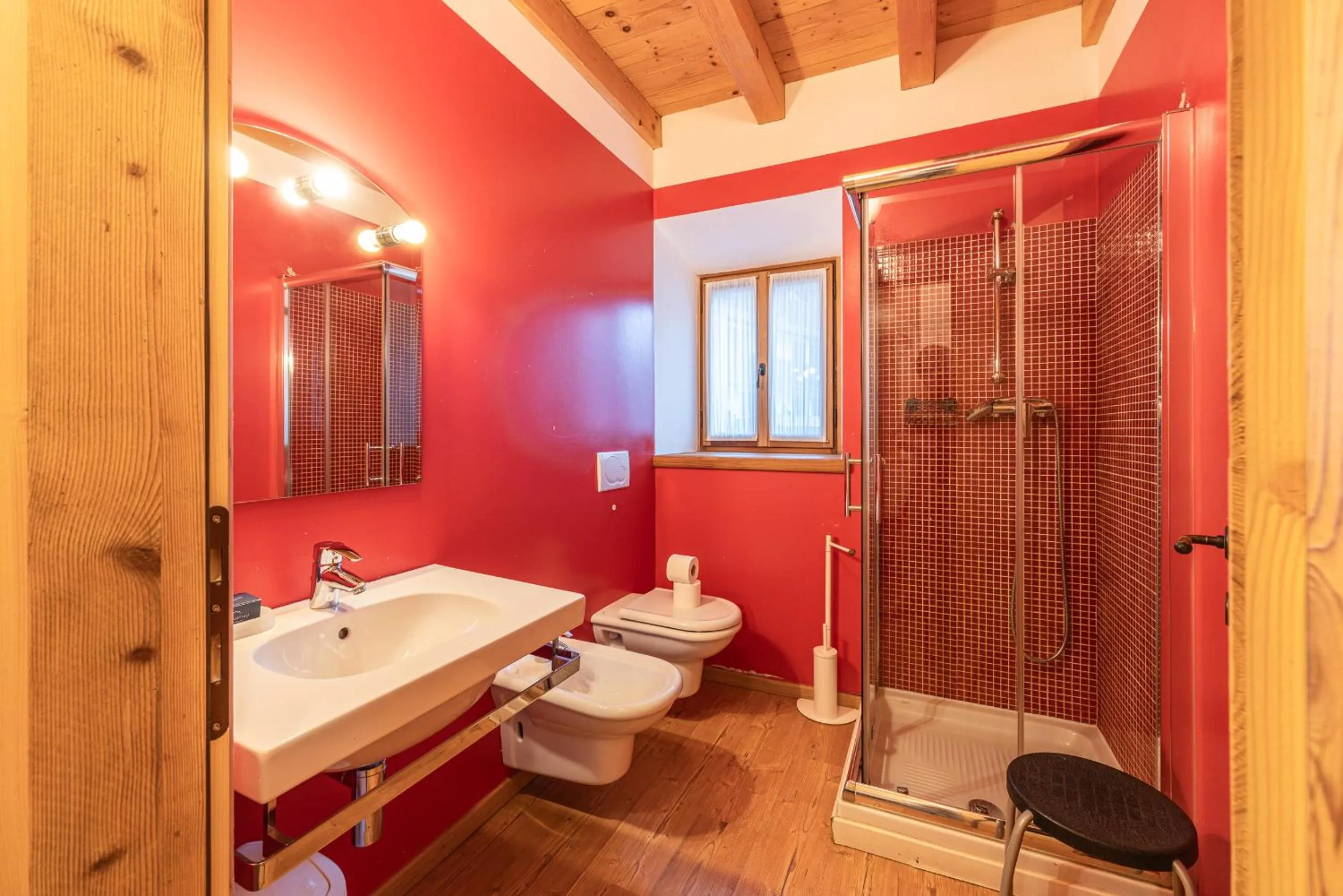 Shower in Alla Regia