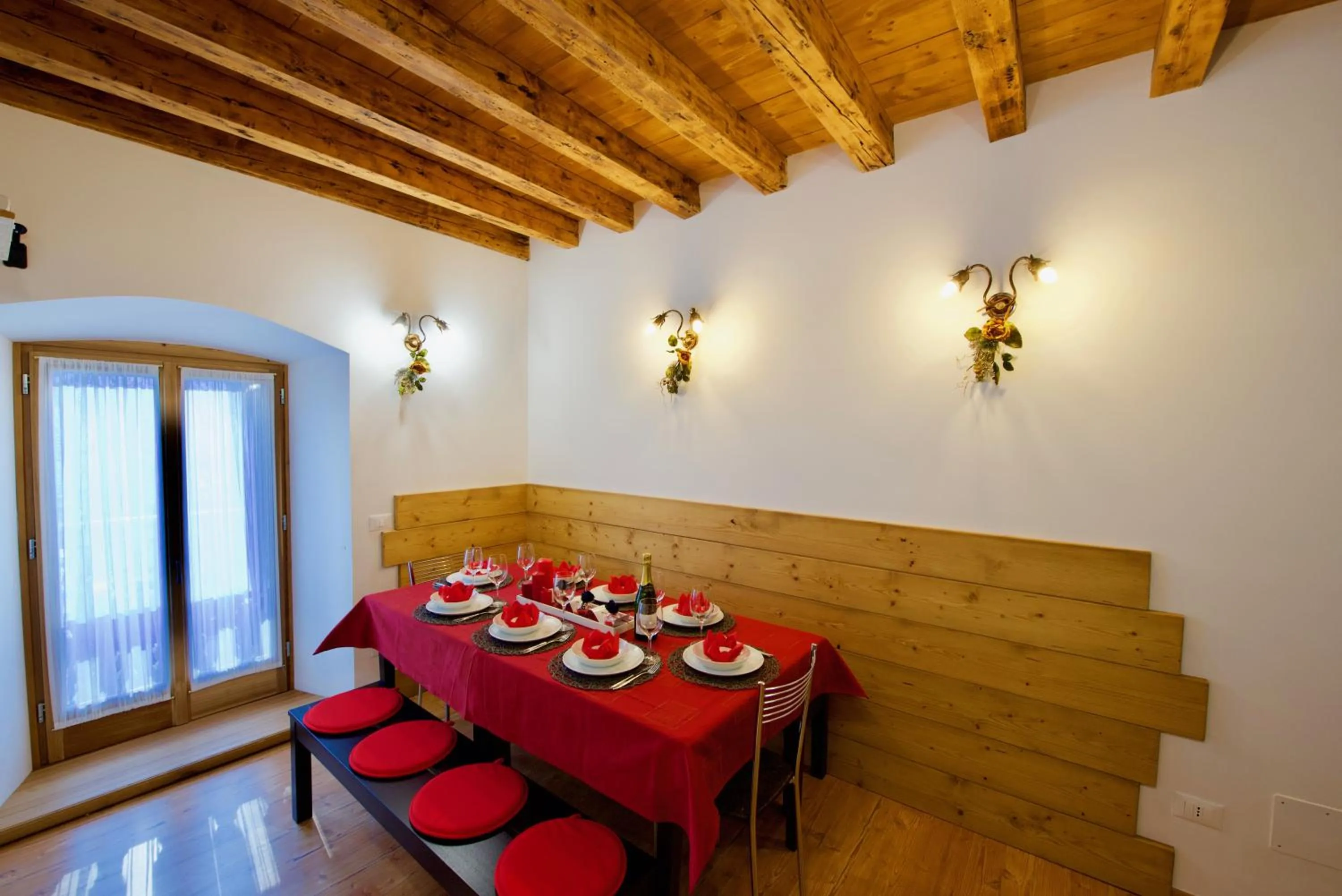 Dining area in Alla Regia