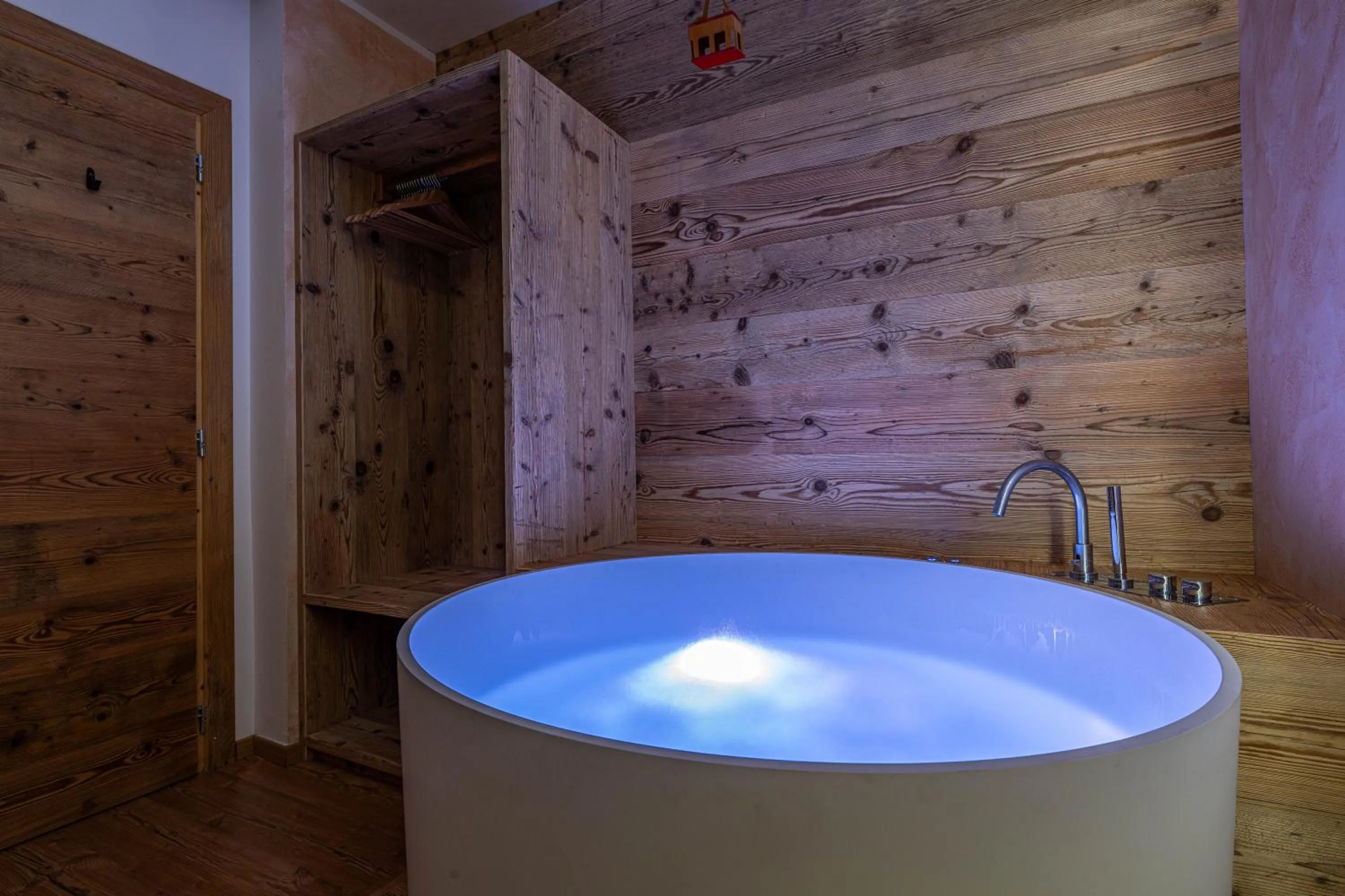 Hot Tub in Alla Regia