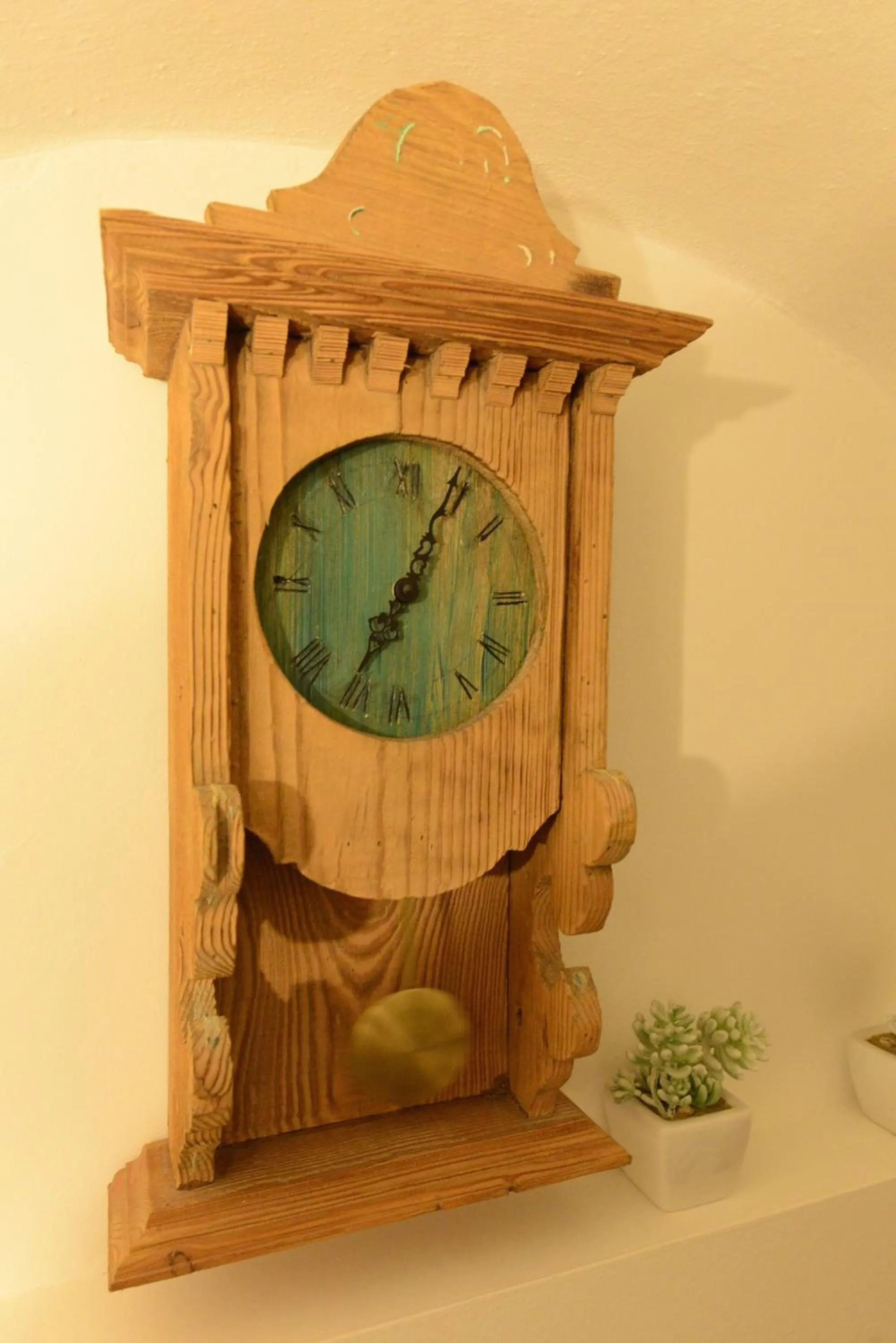 Decorative detail in Alla Regia