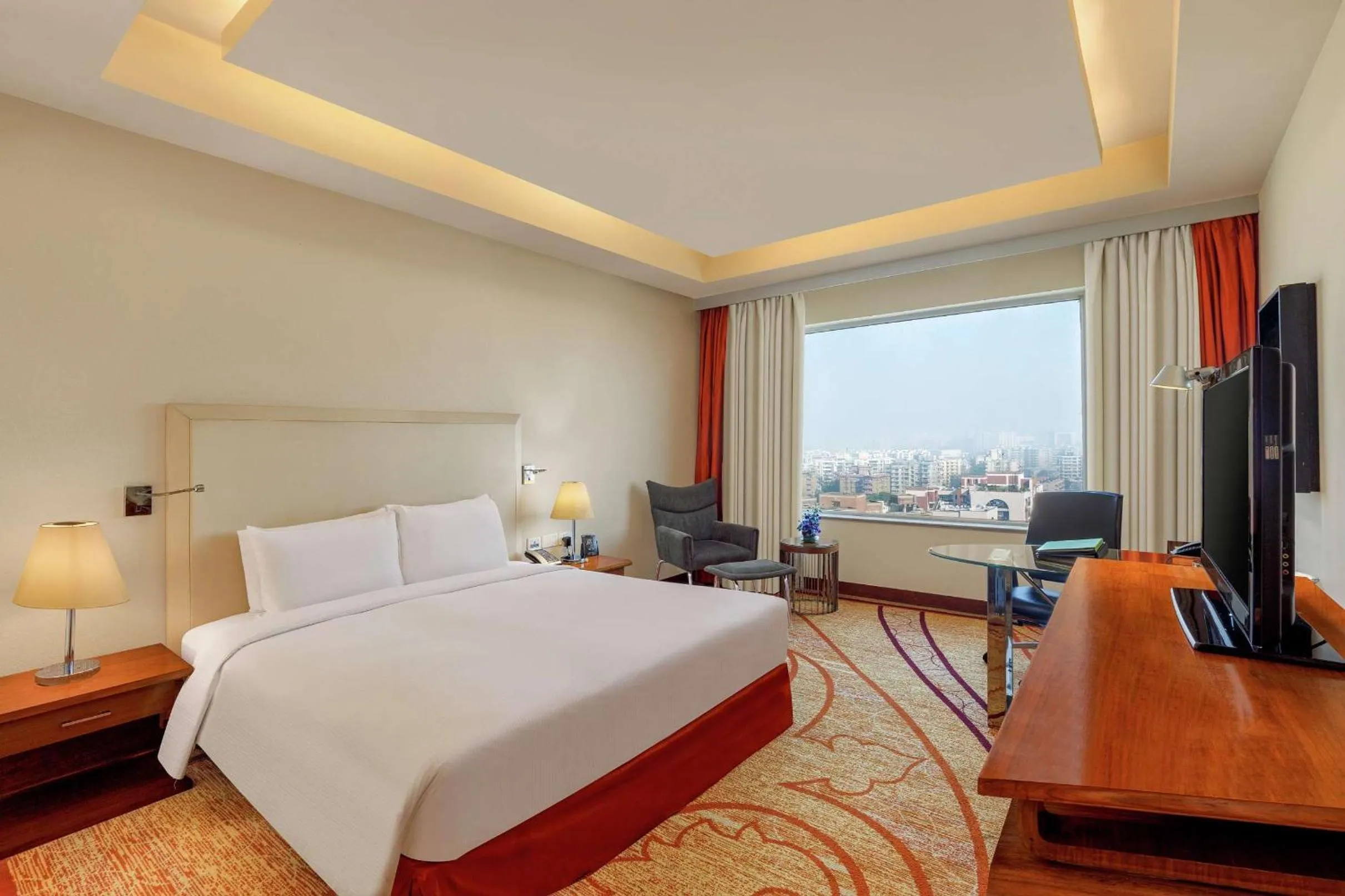 Bedroom, Bed in DoubleTree by Hilton Gurgaon New Delhi NCR