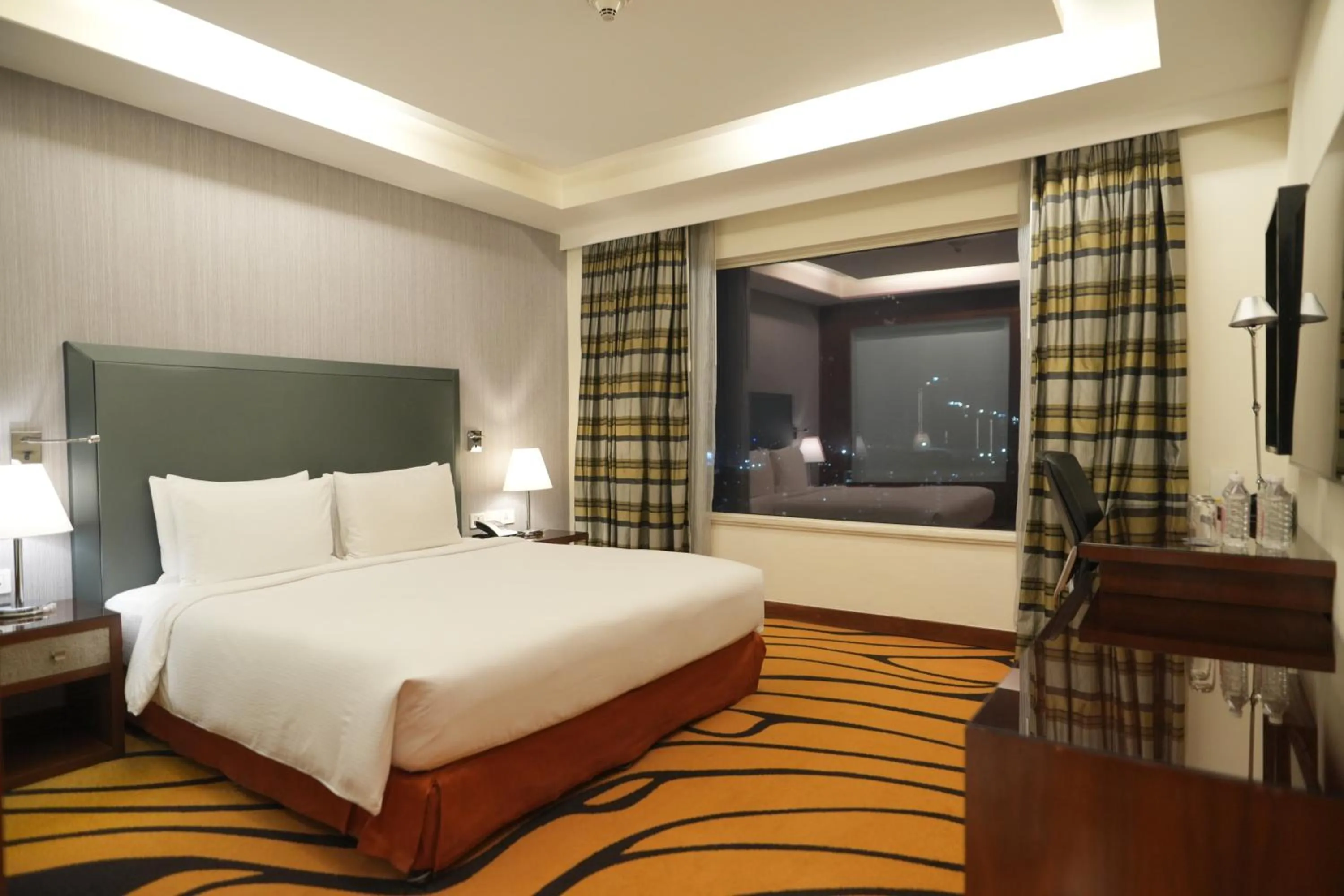 Bed in DoubleTree by Hilton Gurgaon New Delhi NCR
