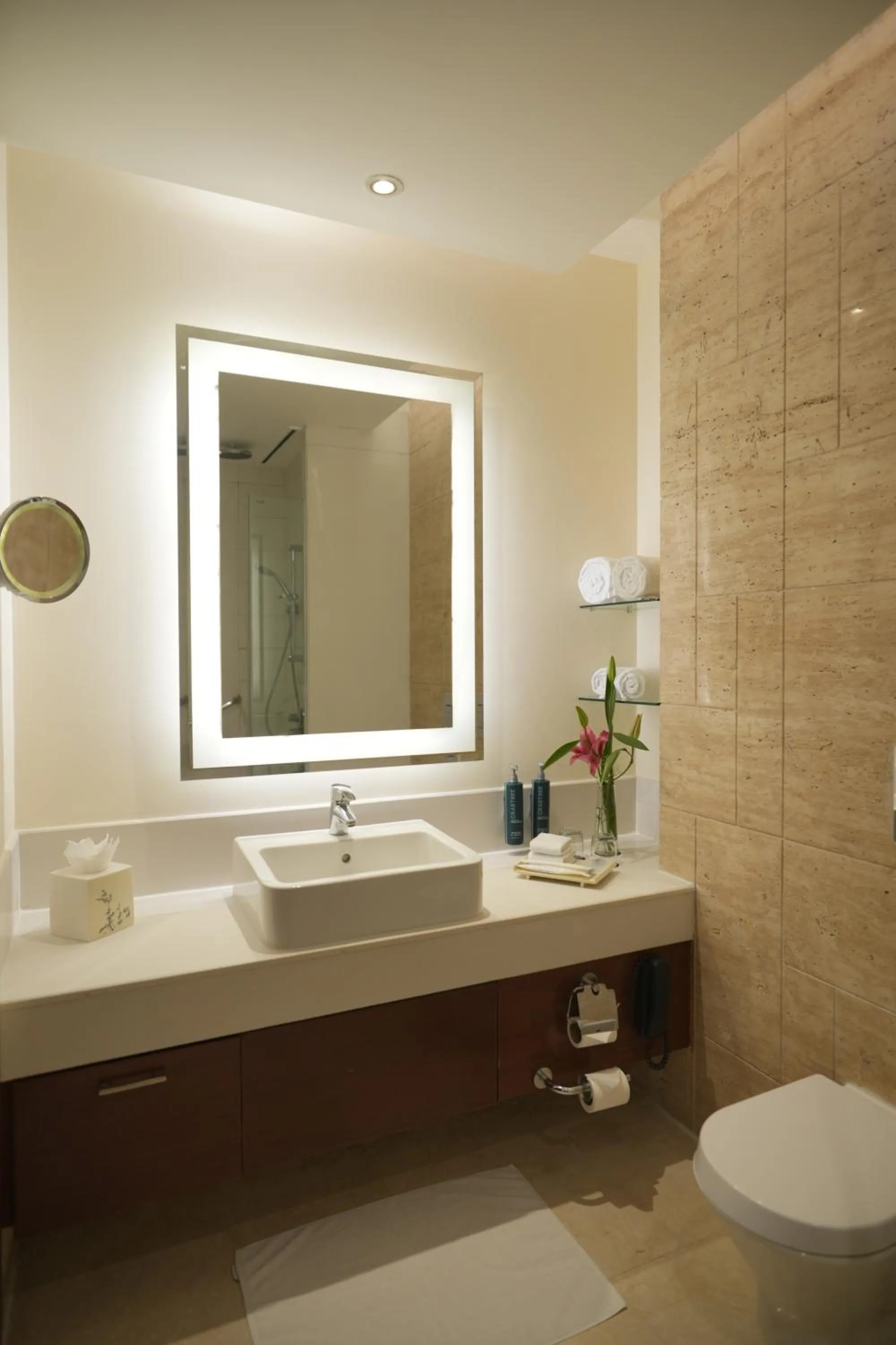 Bathroom in DoubleTree by Hilton Gurgaon New Delhi NCR