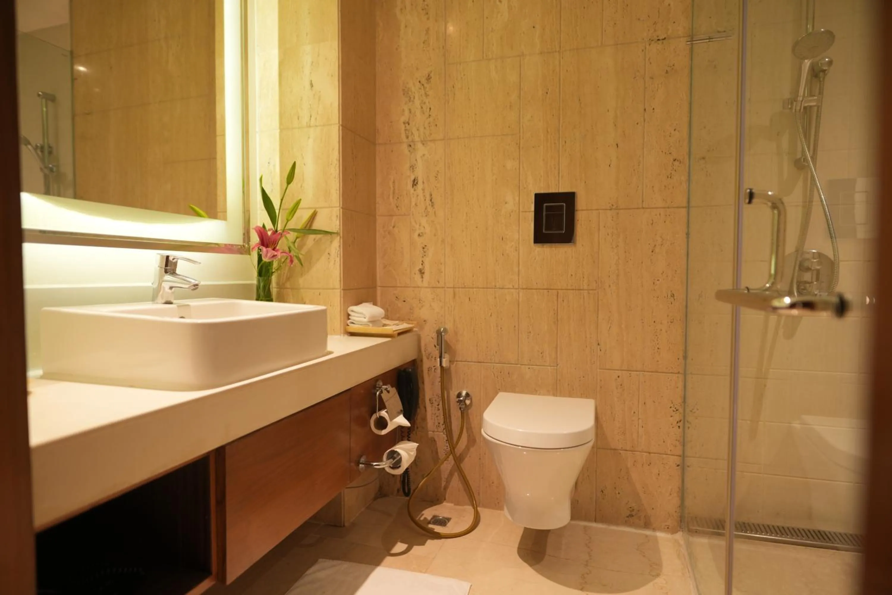 Bathroom in DoubleTree by Hilton Gurgaon New Delhi NCR