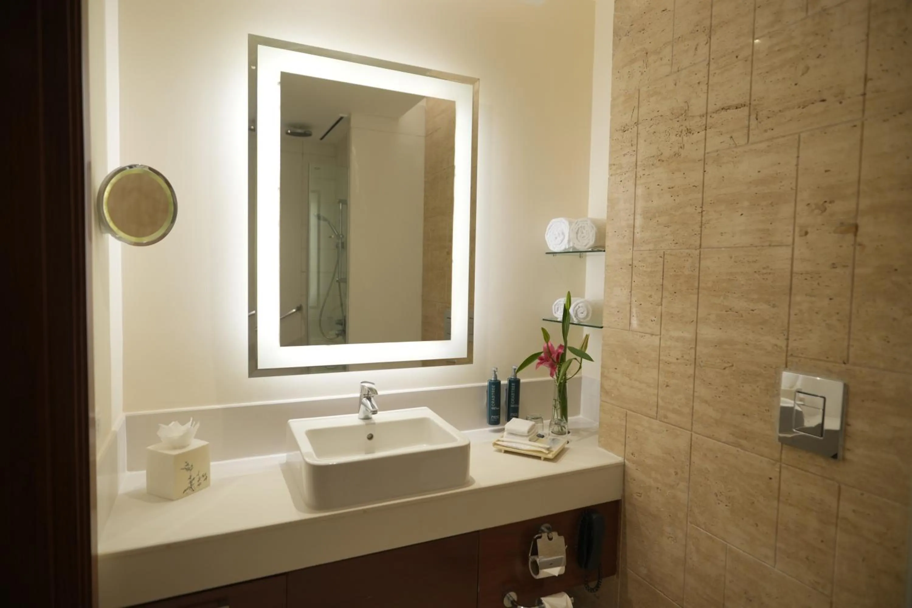 Bathroom in DoubleTree by Hilton Gurgaon New Delhi NCR
