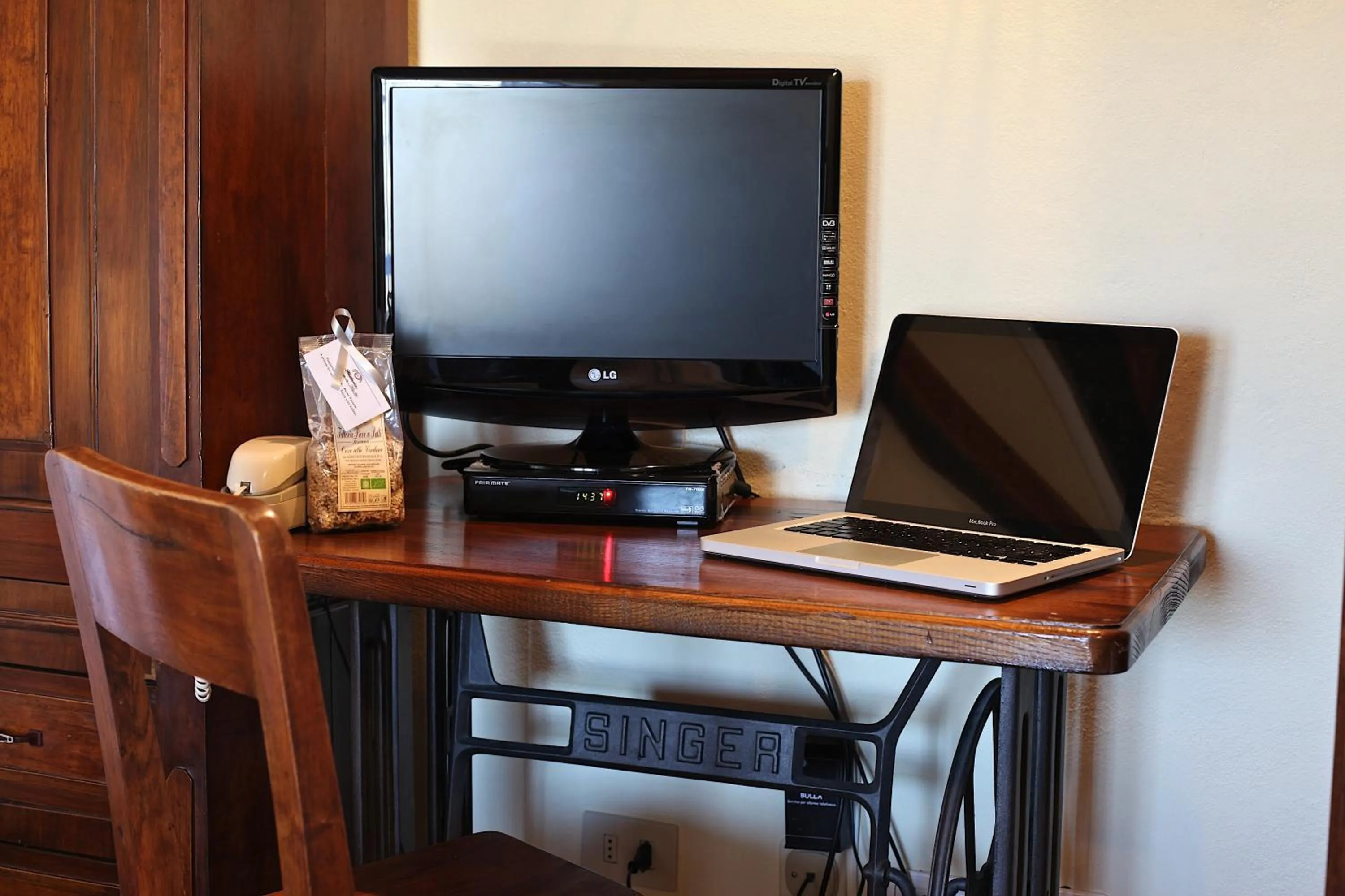 Decorative detail in Fattoria Pieve a Salti