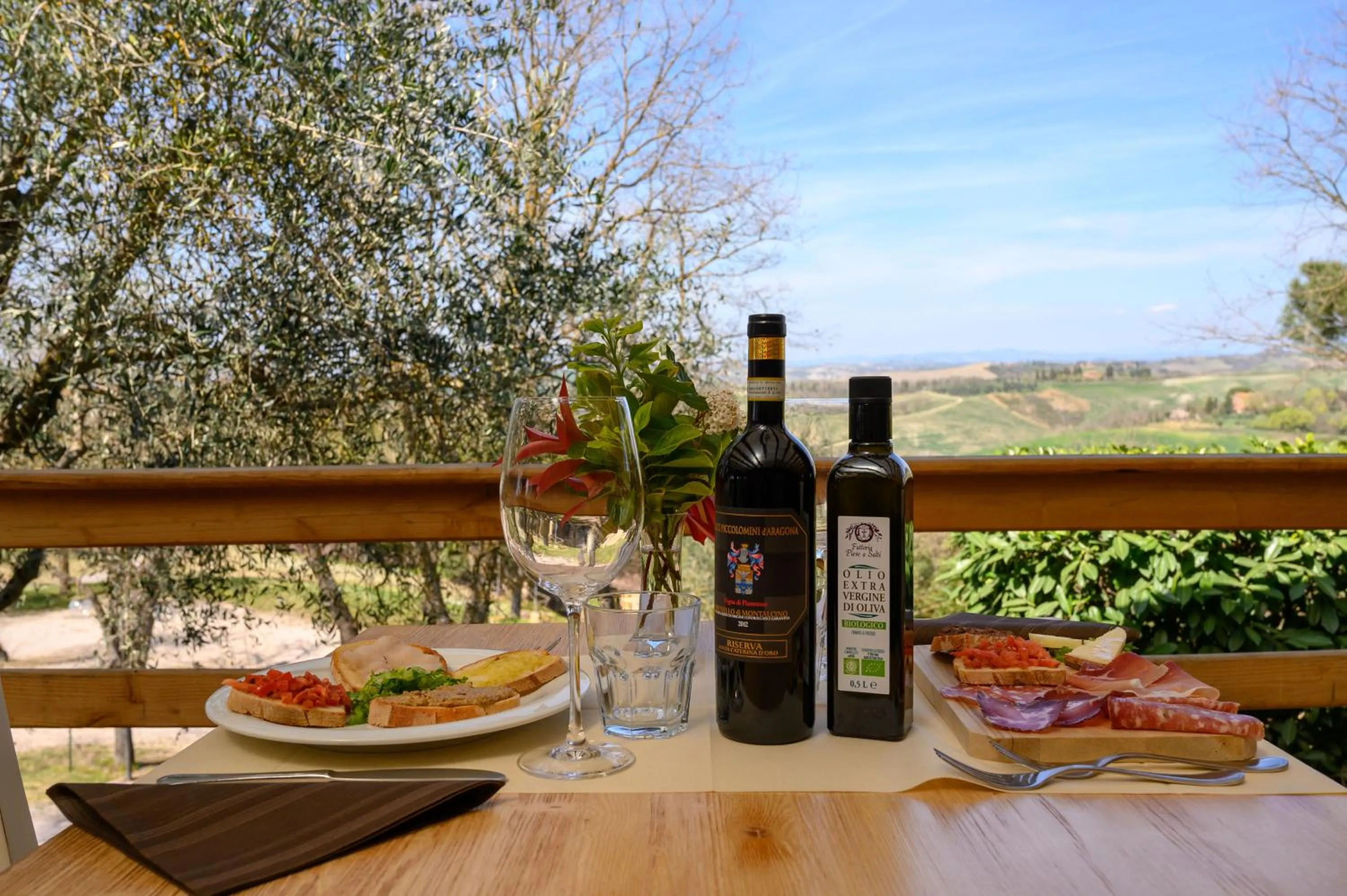 Food and drinks in Fattoria Pieve a Salti