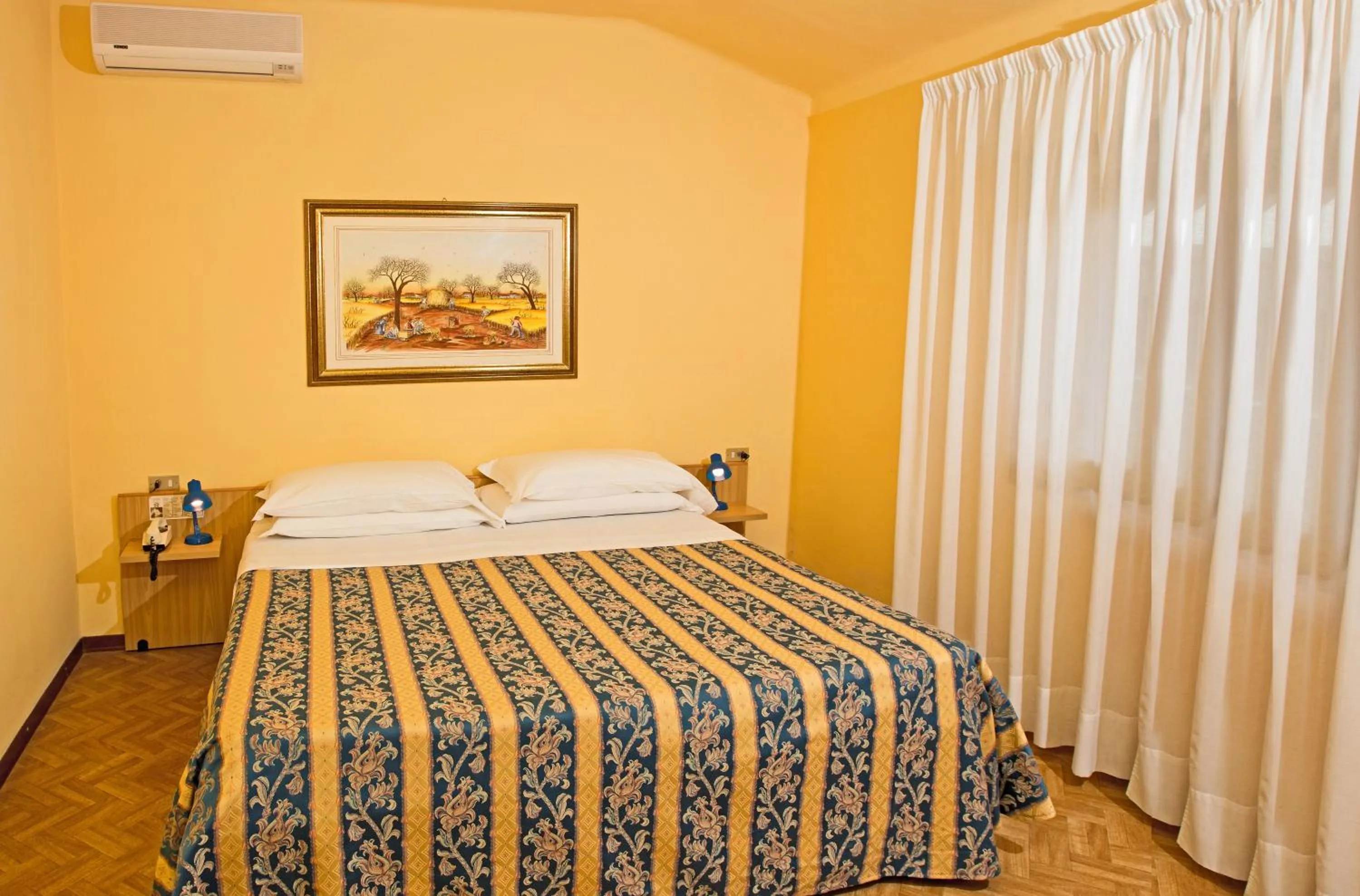Bed in Albergo Nazionale