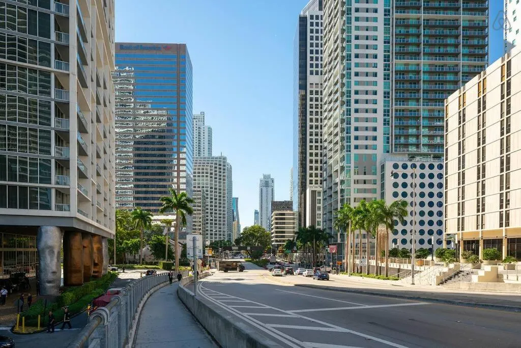Neighbourhood in ICON Brickell residences