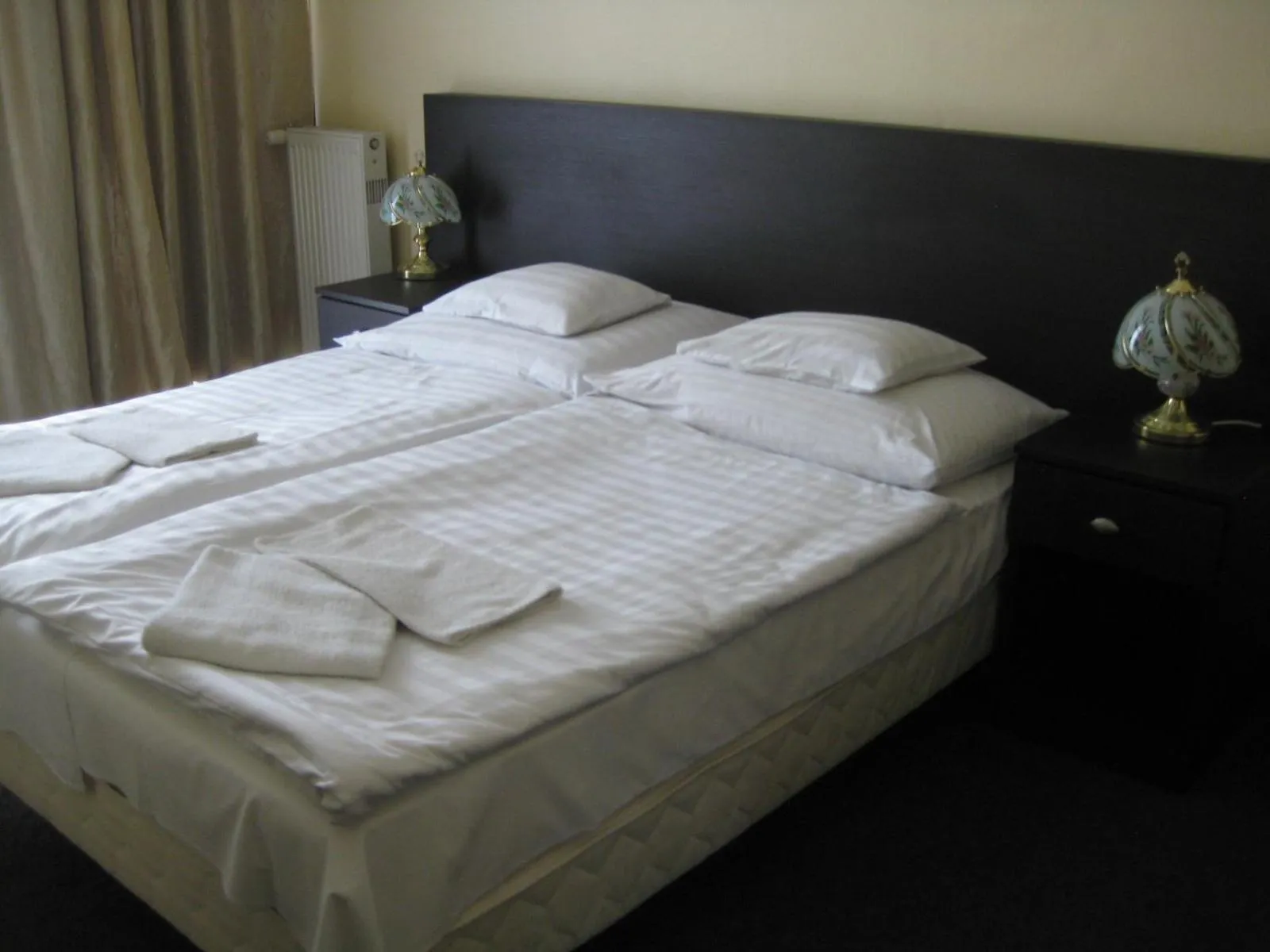 Bedroom, Bed in Hotel Uno