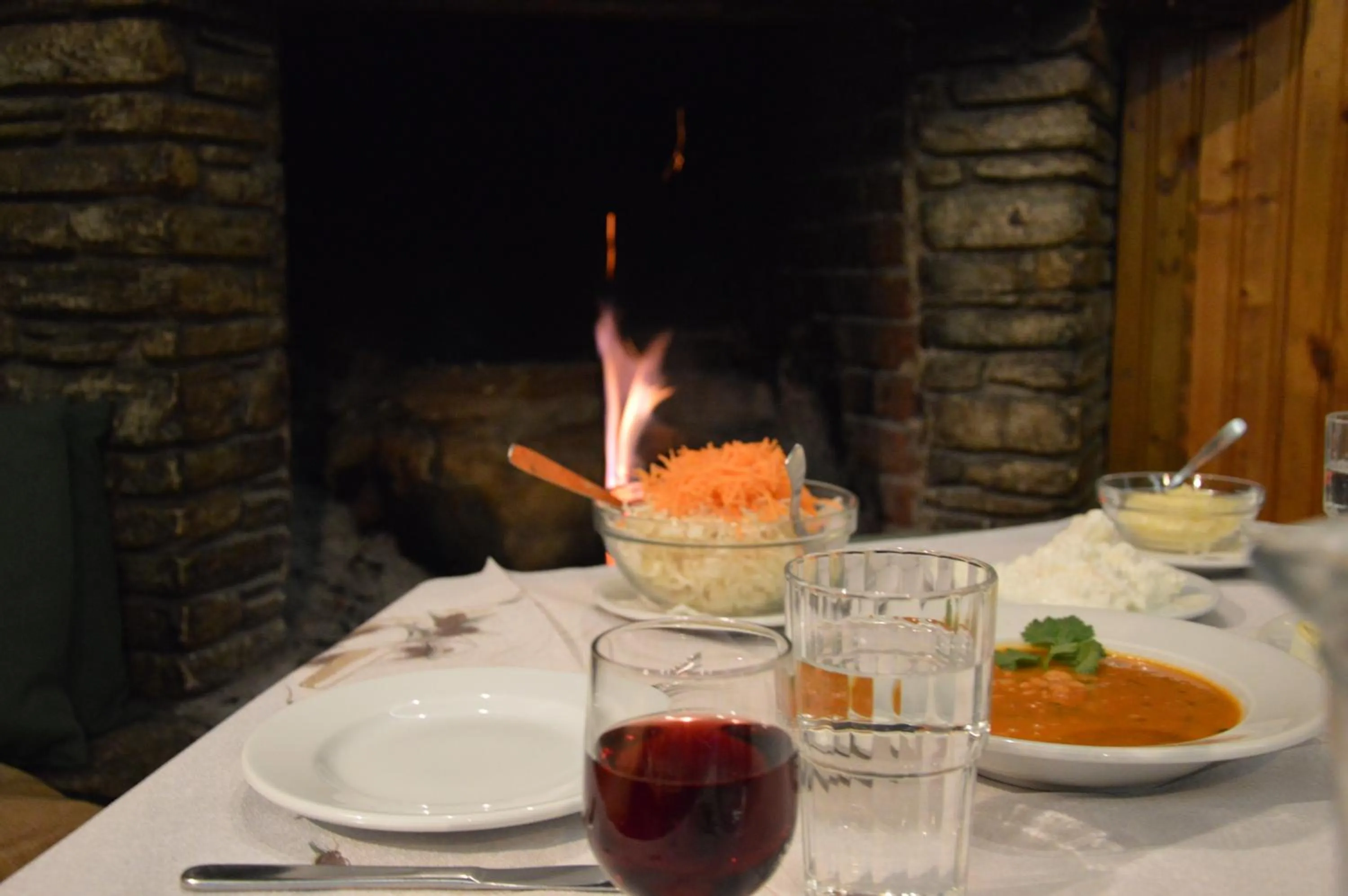 Restaurant/places to eat in Hotel Hani Zisi