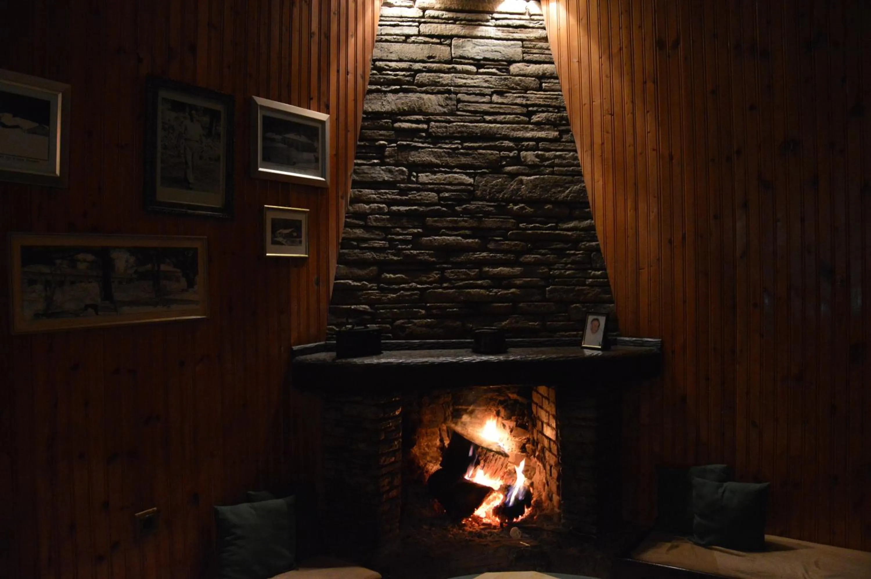 Restaurant/places to eat in Hotel Hani Zisi