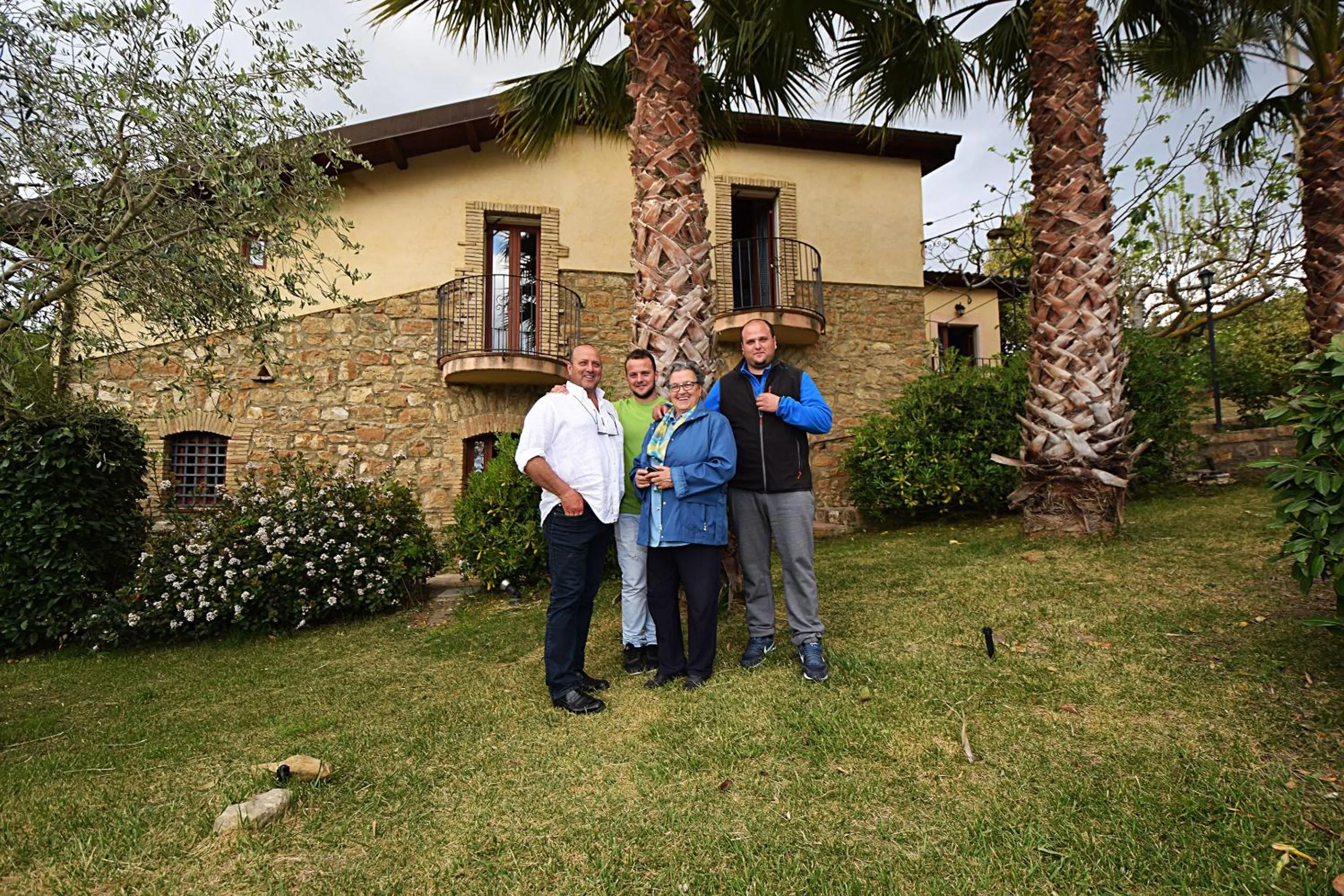 Family in Giucalem La Casa Negli Orti
