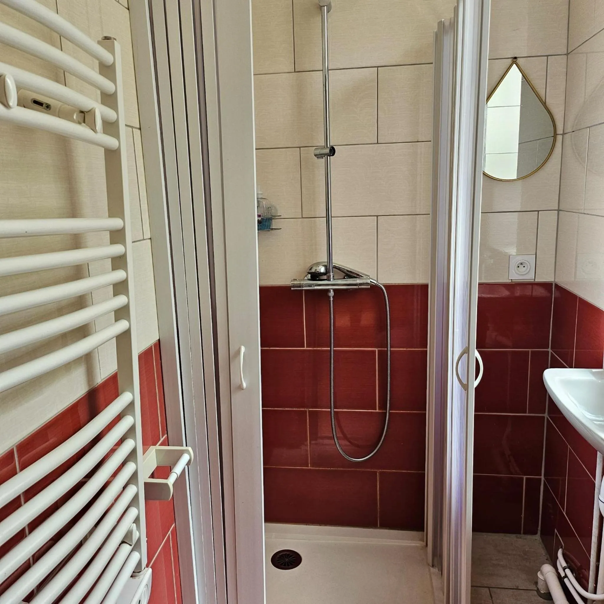 Shower in Hameau des Essarts