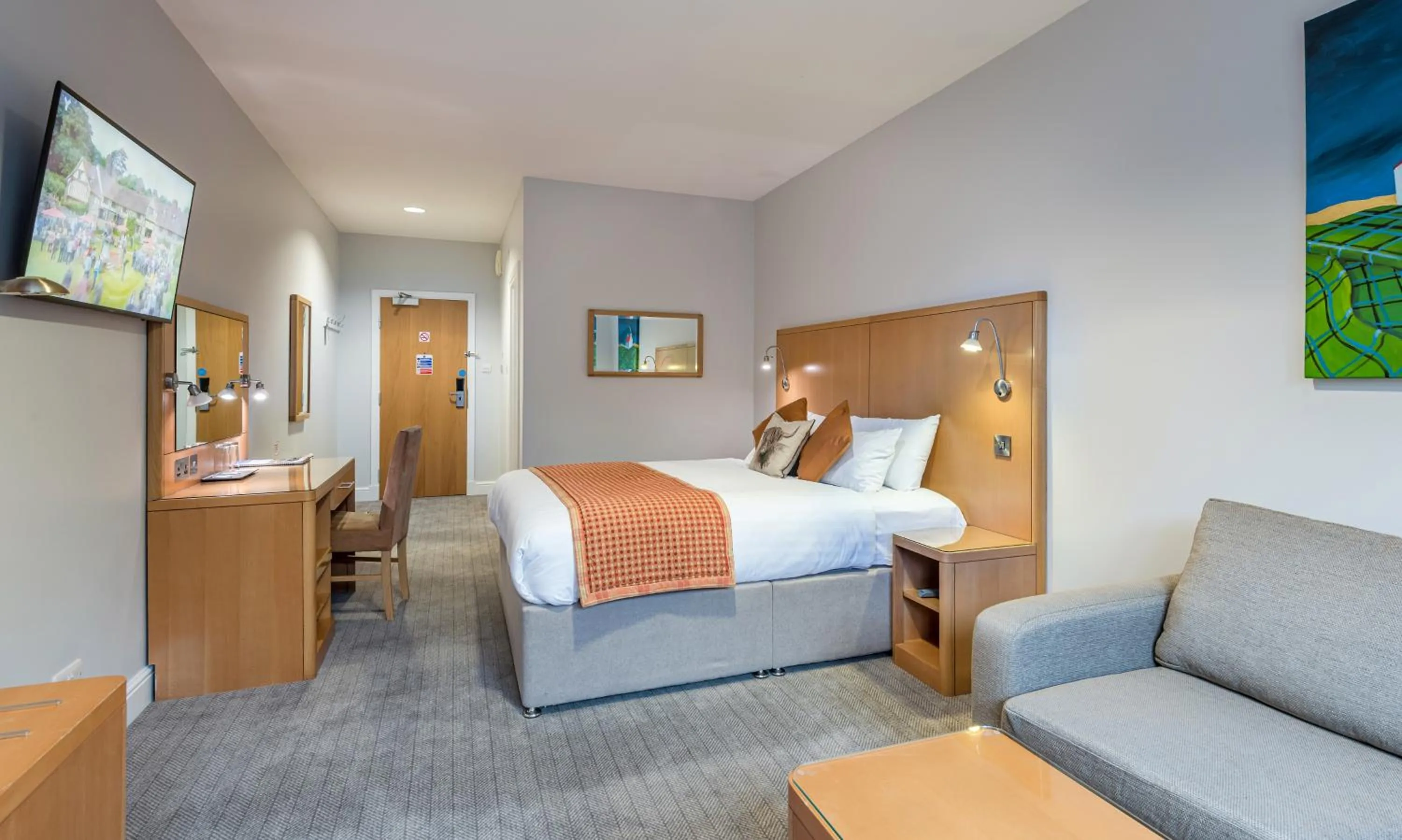 Bedroom, Bed in High Range Lodge Hotel