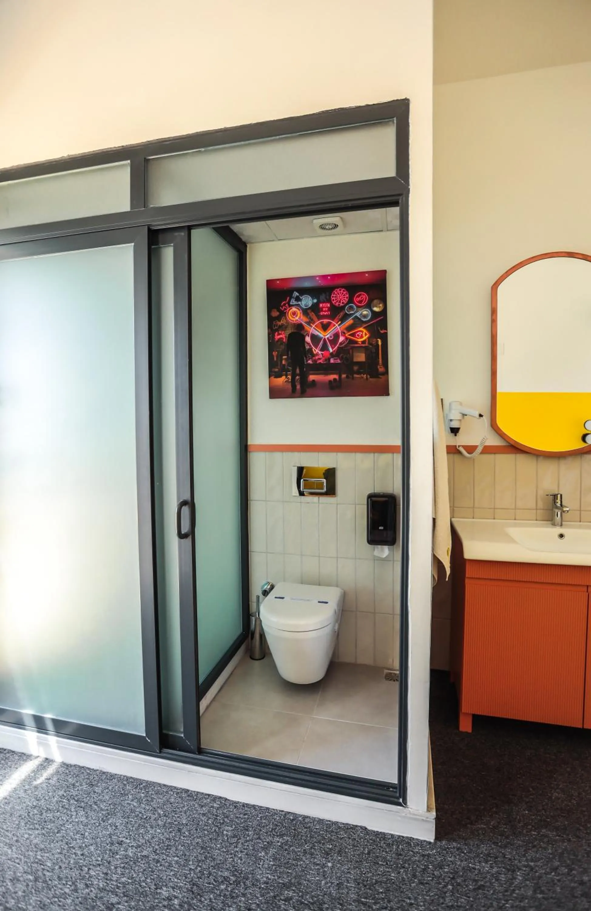 Toilet in Limon Inn Hotel, Taşucu