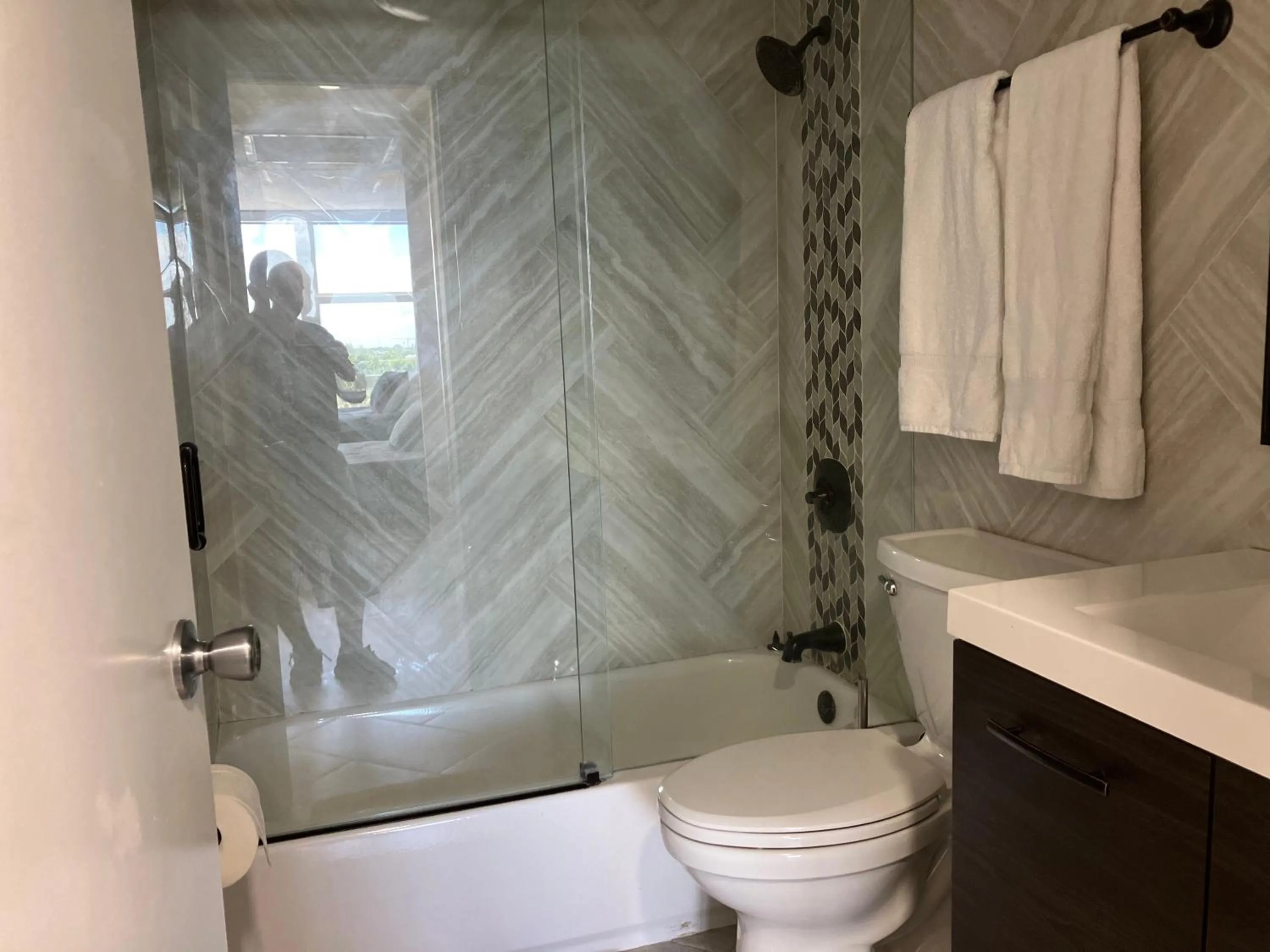 Oceanview on SAND located in Ocean Manor Resort Fort Lauderdale Beach 2 bed 2 bath spacious corner unit partial ocean view