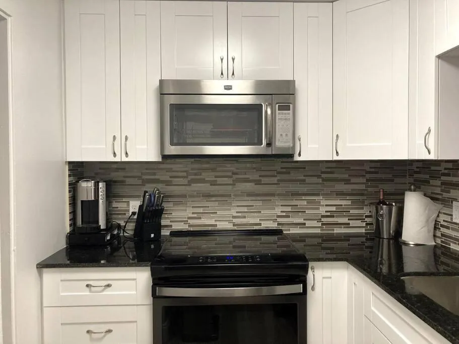 Coffee/tea facilities in Oceanview on SAND located in Ocean Manor Resort Fort Lauderdale Beach 2 bed 2 bath spacious corner unit partial ocean view