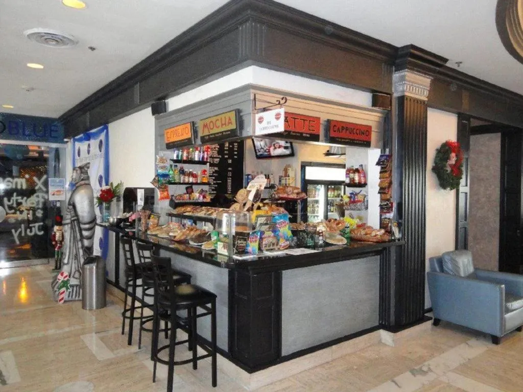 Restaurant/places to eat in Oceanview on SAND located in Ocean Manor Resort Fort Lauderdale Beach 2 bed 2 bath spacious corner unit partial ocean view