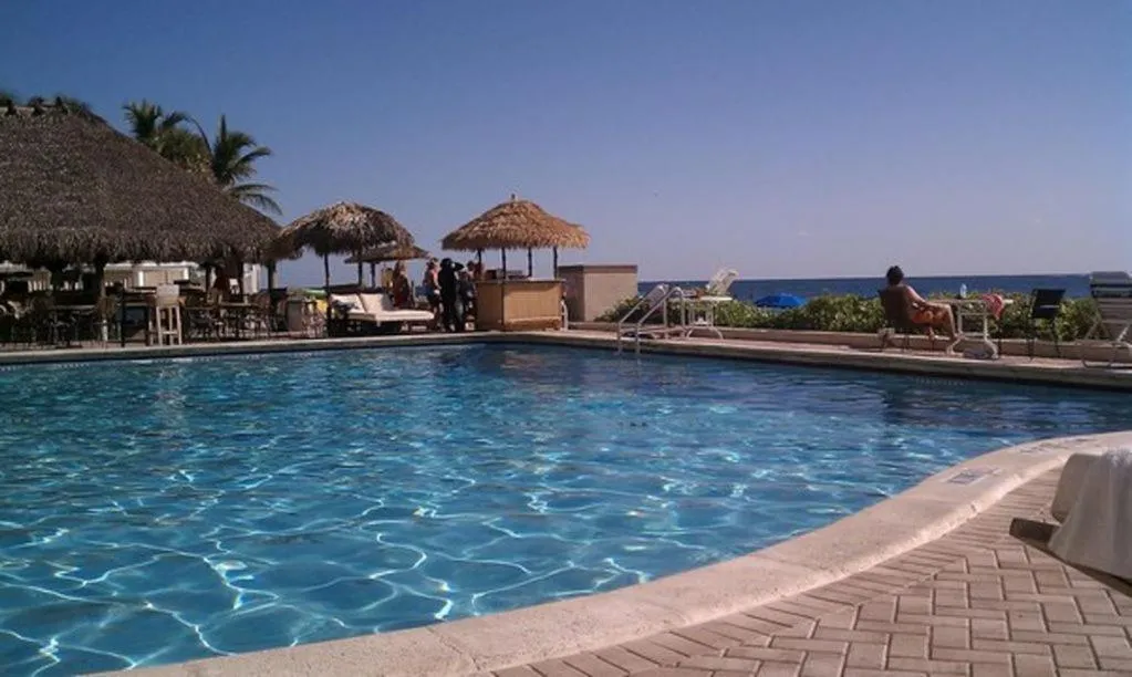 Swimming pool in Oceanview on SAND located in Ocean Manor Resort Fort Lauderdale Beach 2 bed 2 bath spacious corner unit partial ocean view