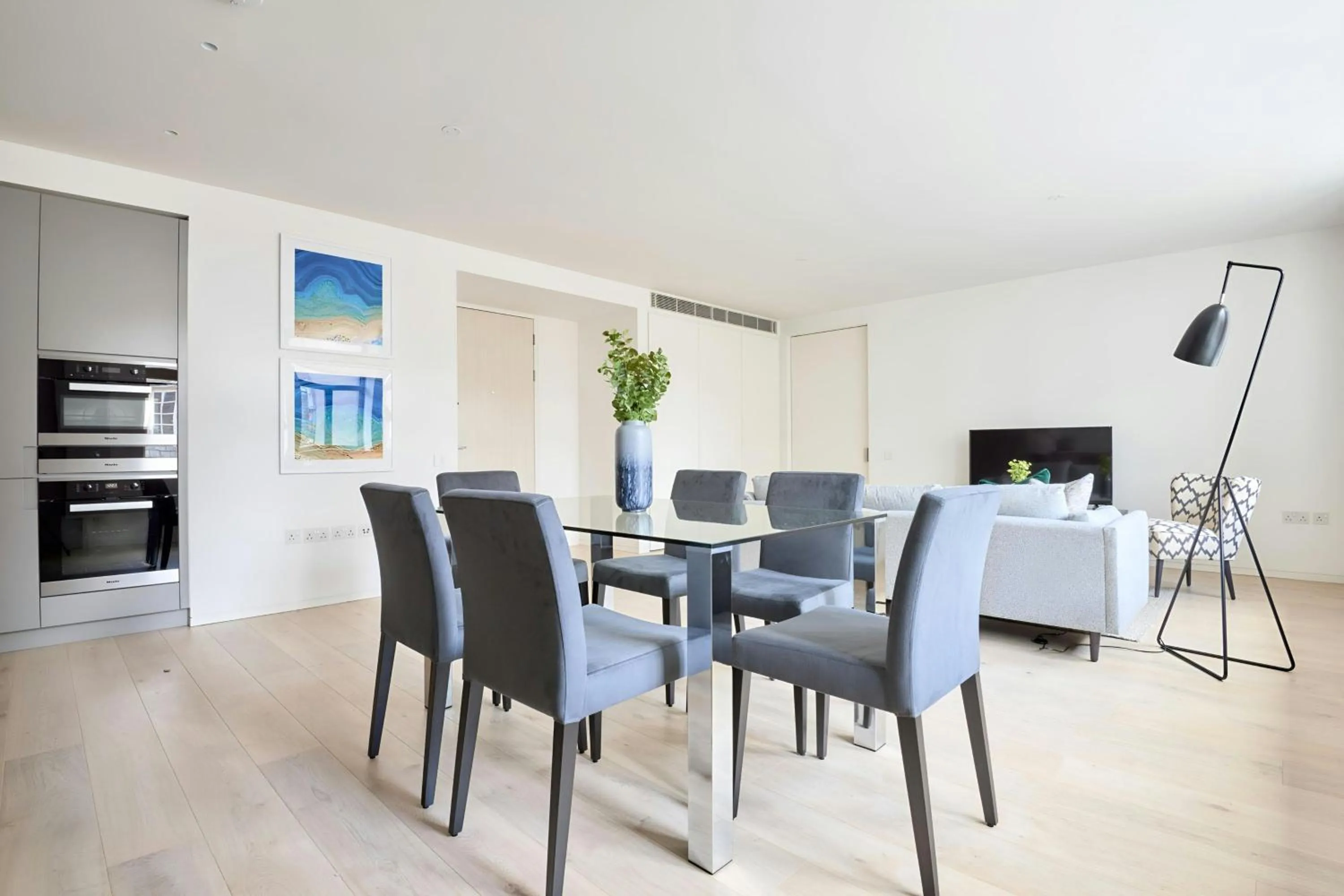 Bedroom in Sonder by Marriott Bonvoy Oxford Circus Apartments