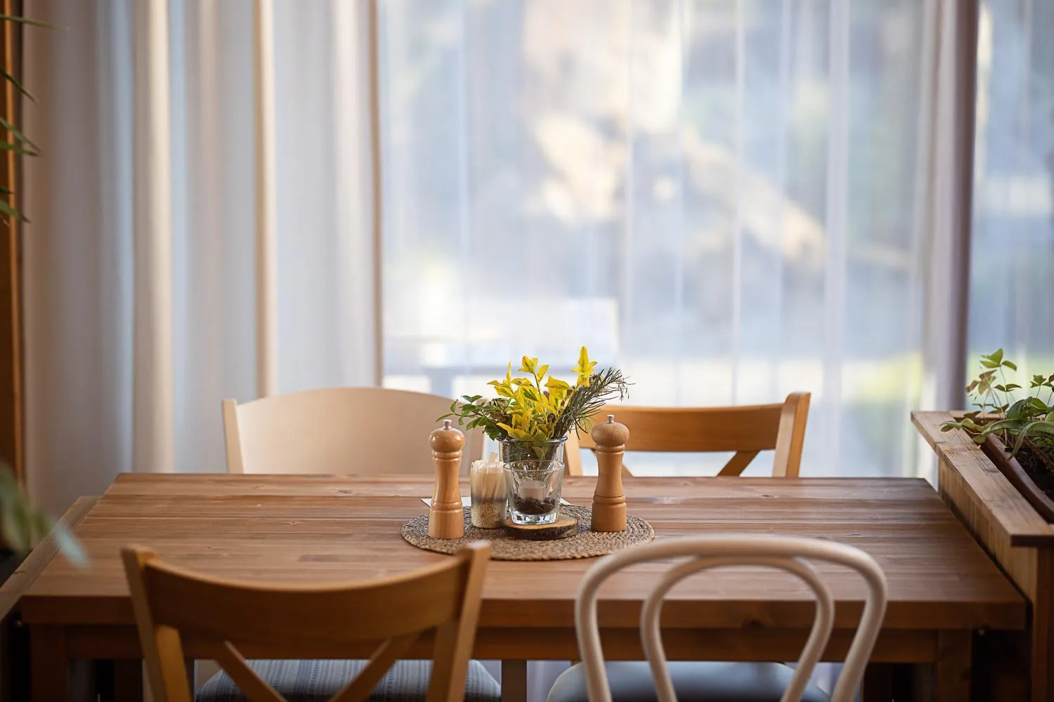 Restaurant/places to eat in Hotel McLimon