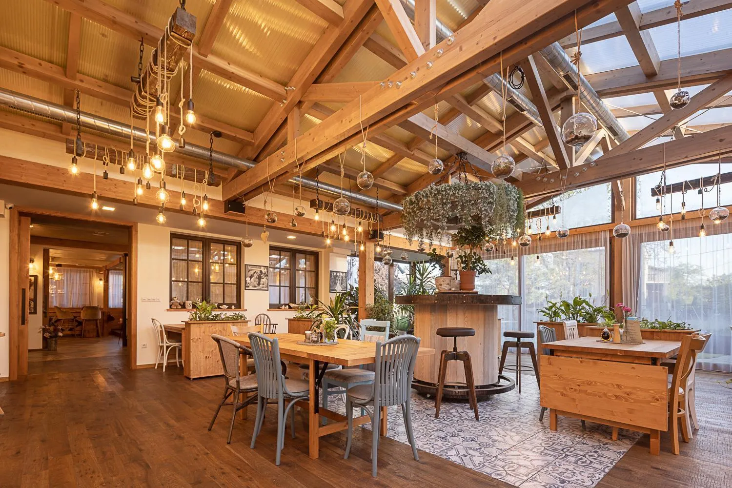 Property building in Hotel McLimon