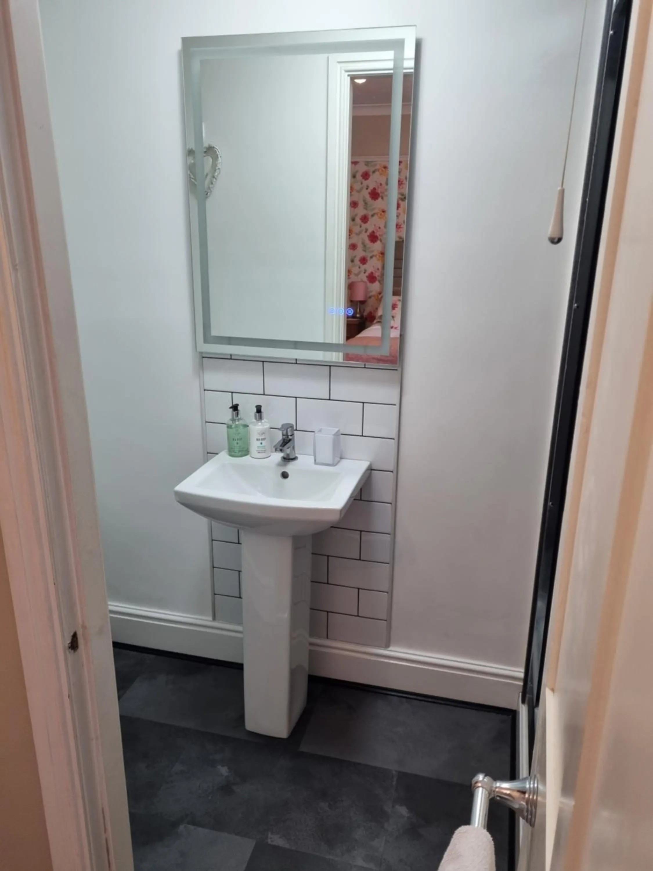 Montfort Cottage Guest House