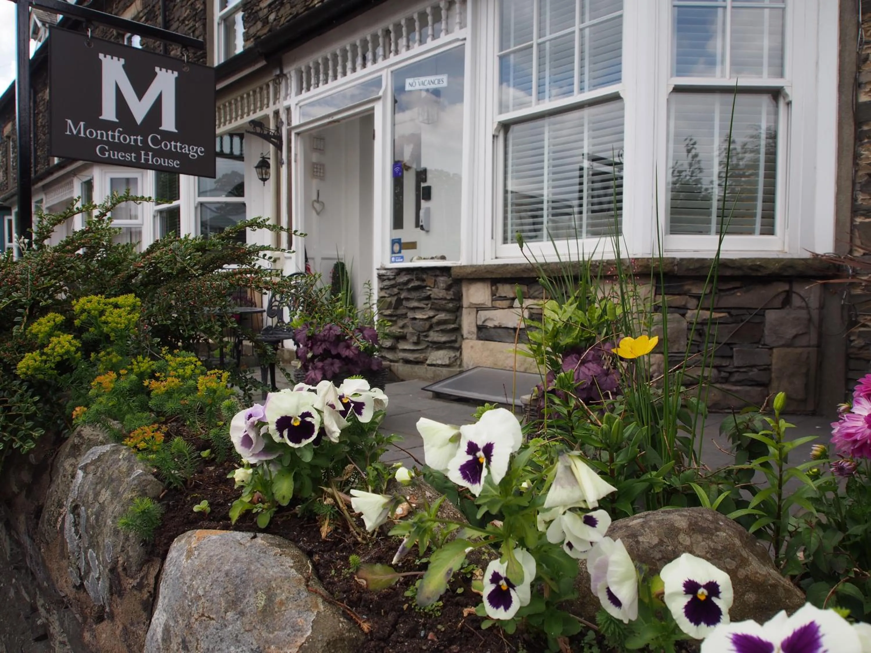 Garden in Montfort Cottage Guest House