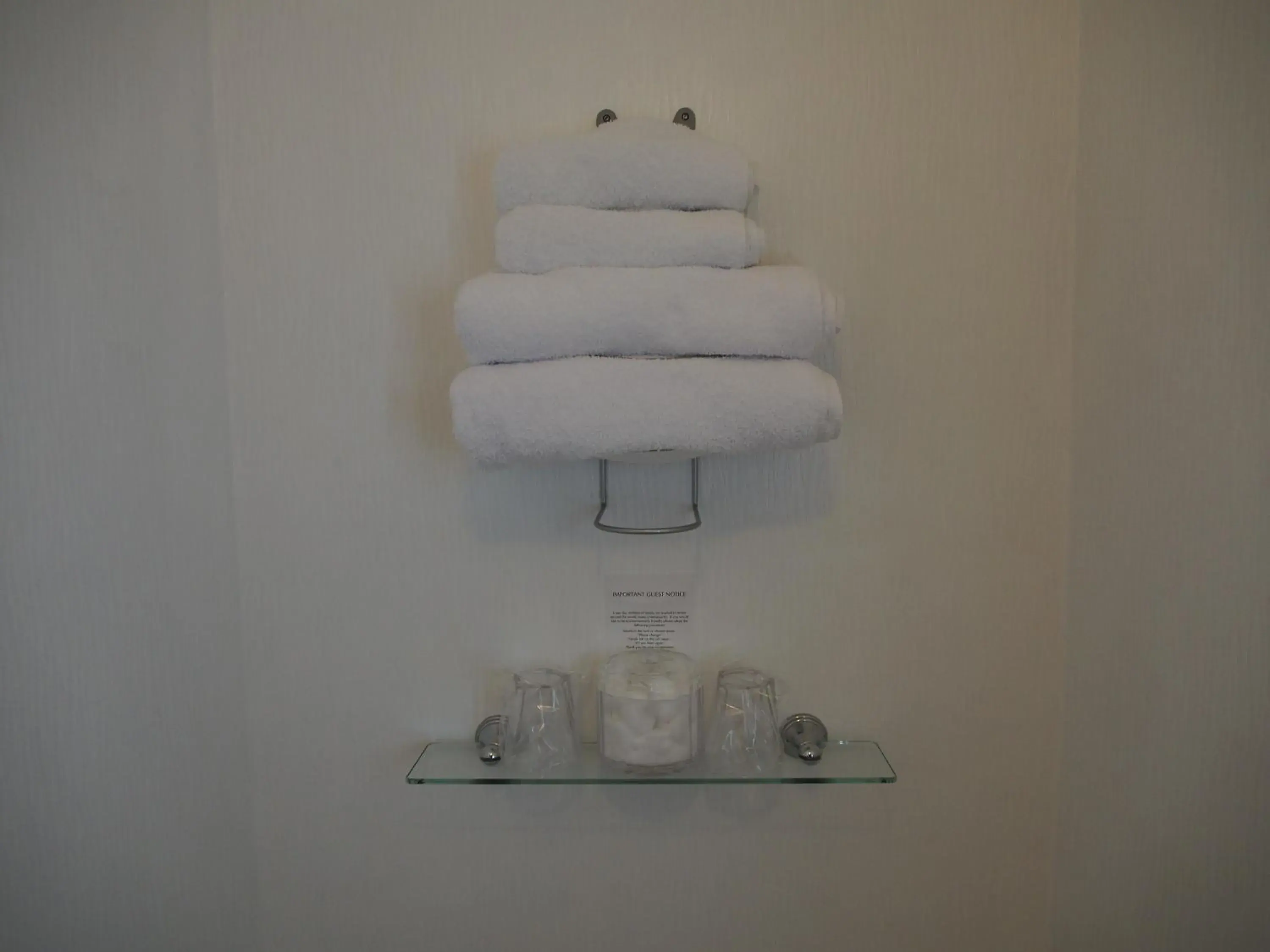 Standard Double Room with En-Suite Shower Room in Montfort Cottage Guest House Standard Double Room with En-Suite Shower Room in Montfort Cottage Guest House