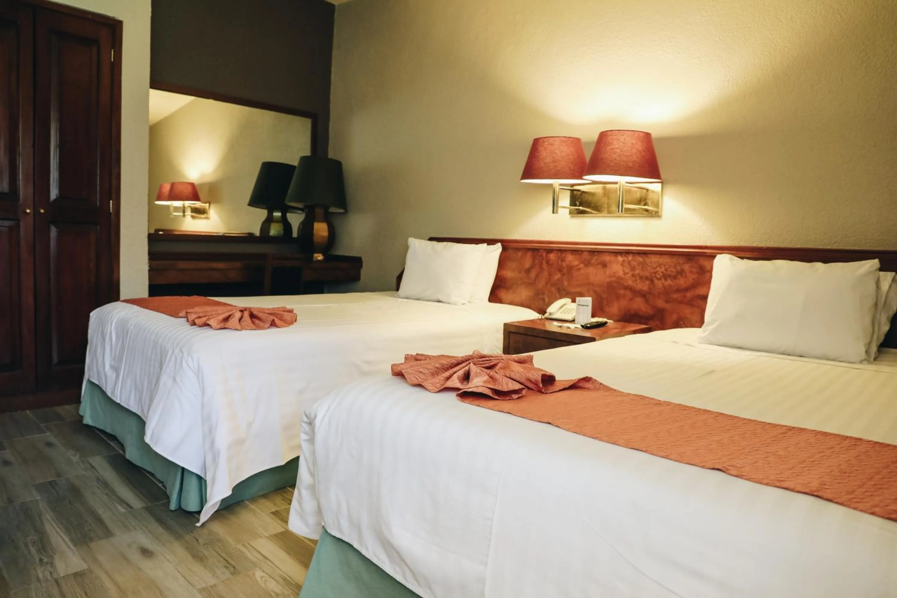 Bed in Hotel La Joya Tulancingo