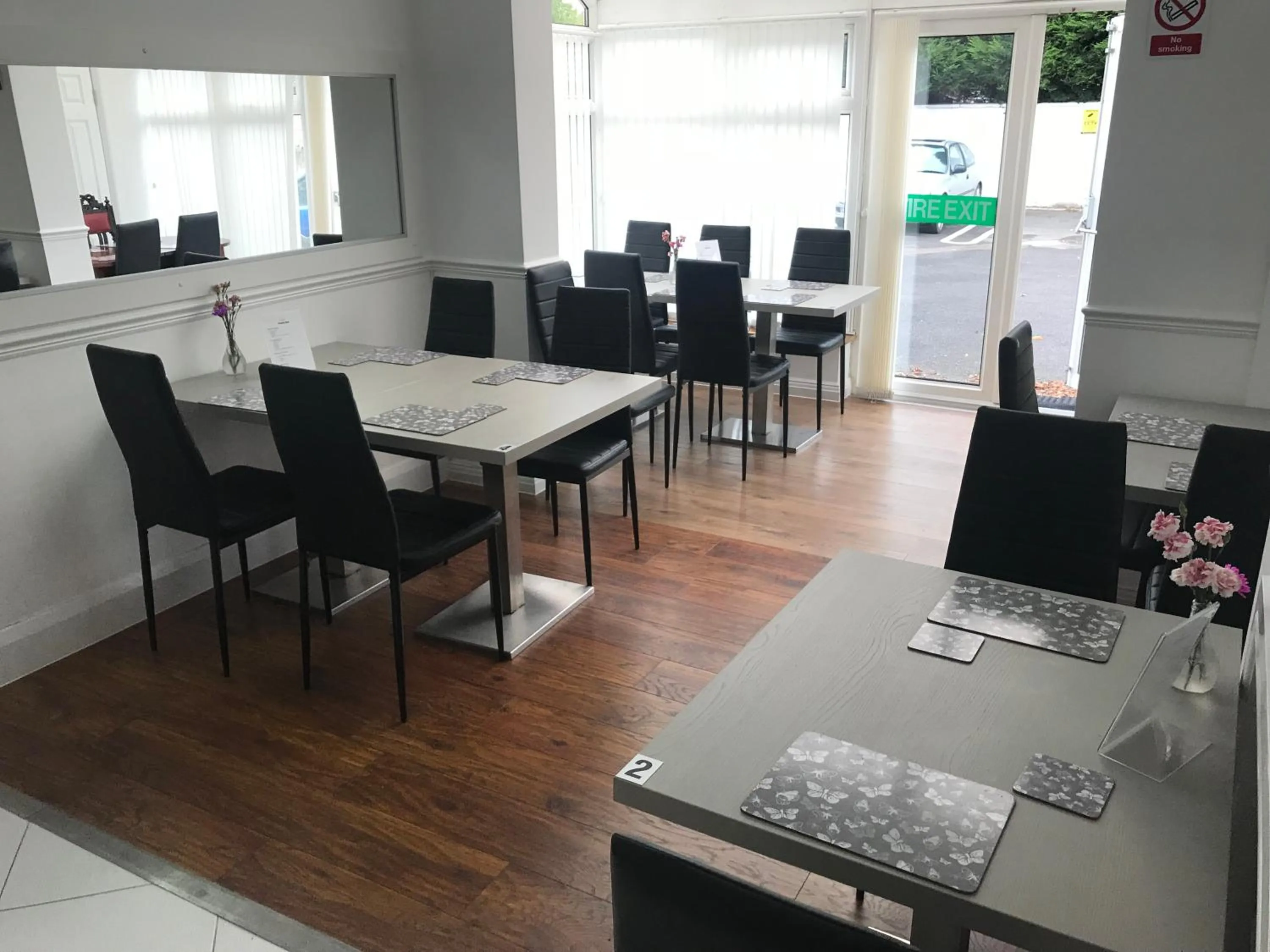 Restaurant/places to eat in Loughborough Grange Guesthouse & Spa Treatments