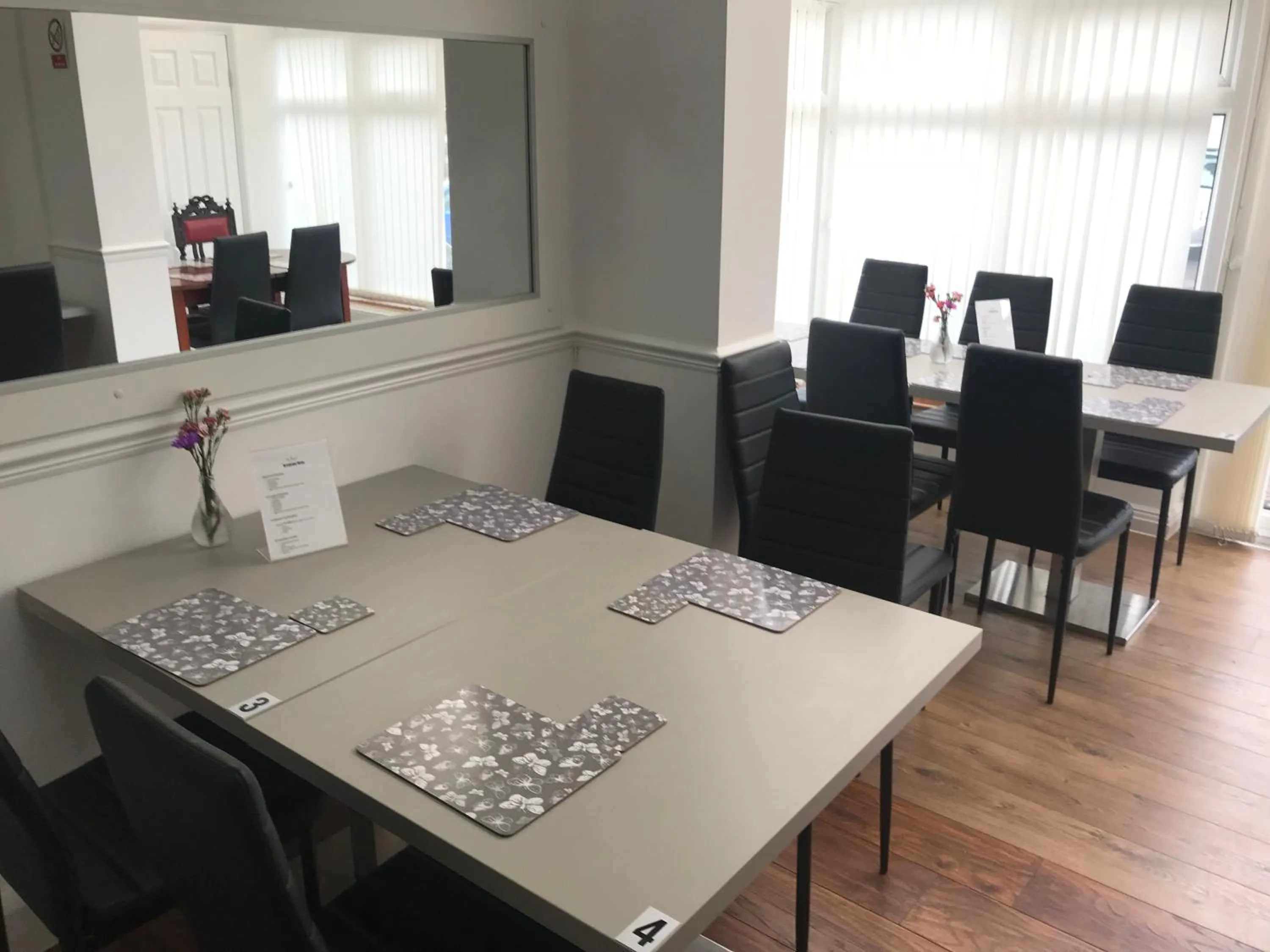 Restaurant/places to eat in Loughborough Grange Guesthouse & Spa Treatments