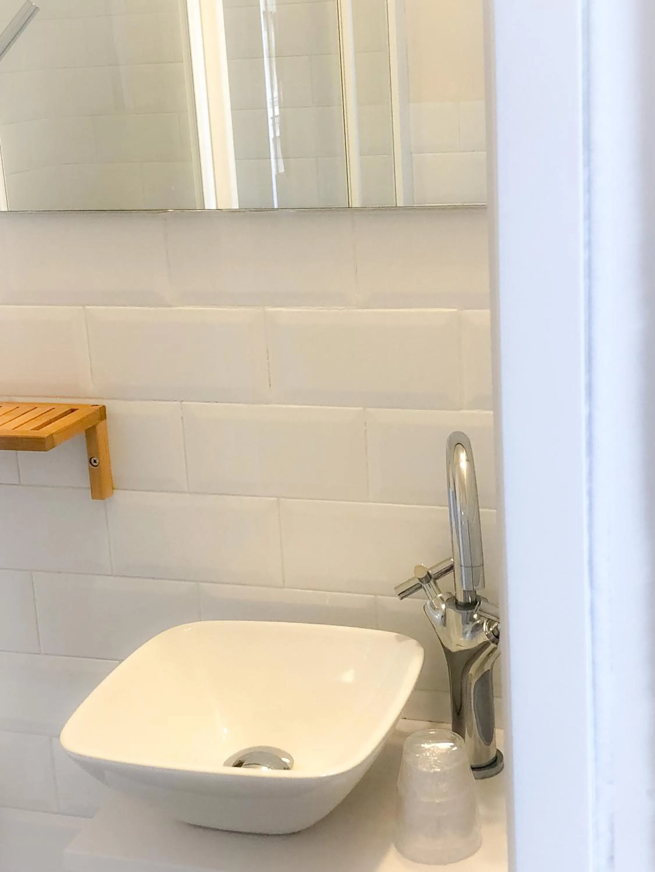 Shower in Casa del Patriarca