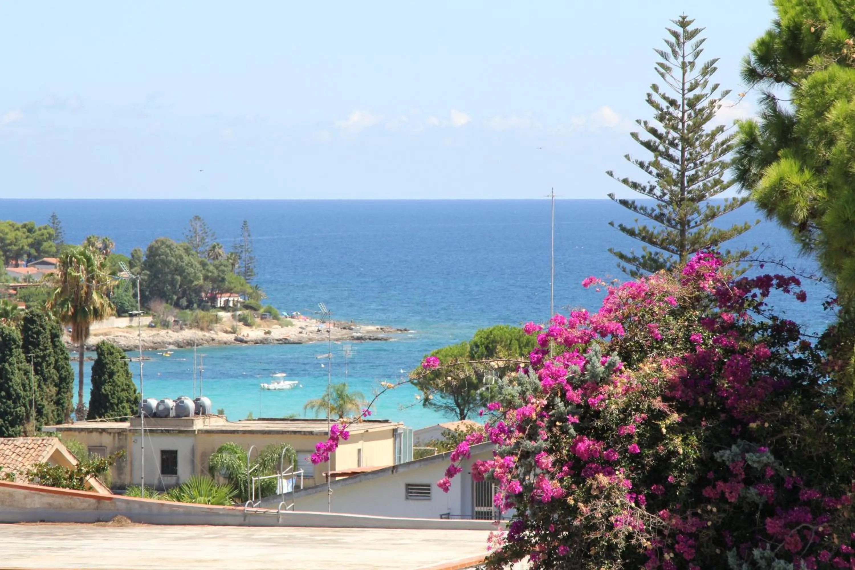 Sea view in Suite House L'Isola Che Non C'è