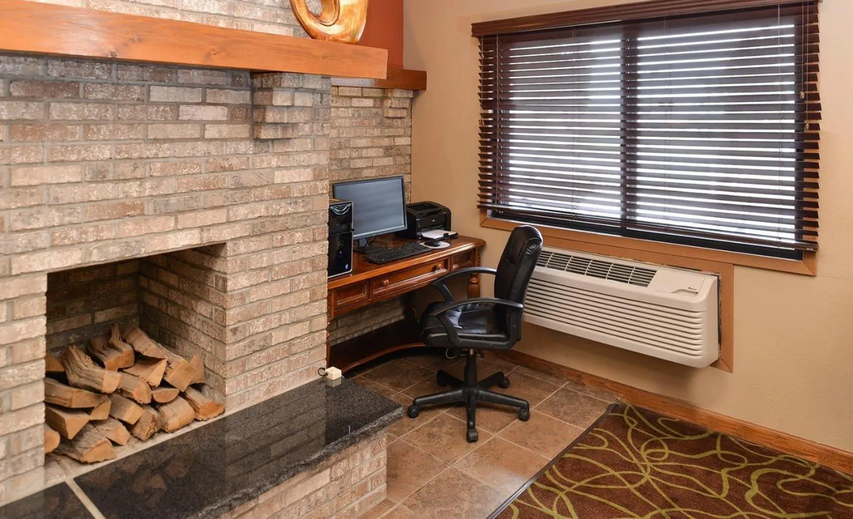 Business facilities in AmericInn by Wyndham Fergus Falls Conference Center