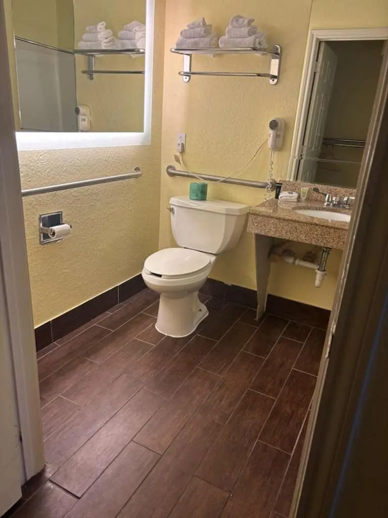 Toilet in Studio 6 Suites Pasadena, TX