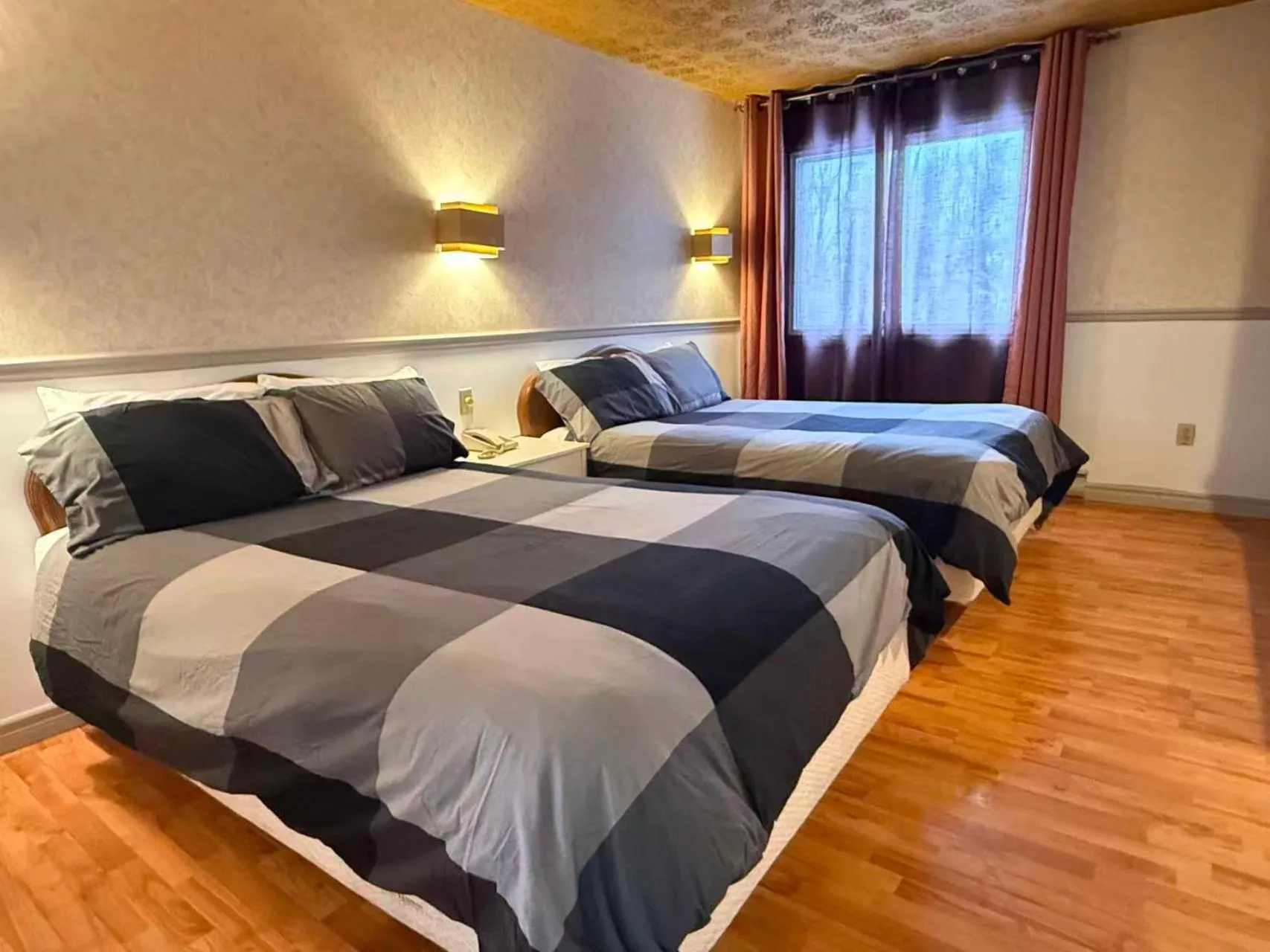 Bed in Hotel Motel La Marquise