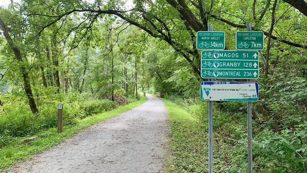 Cycling in Motel & Hotel La Paysanne